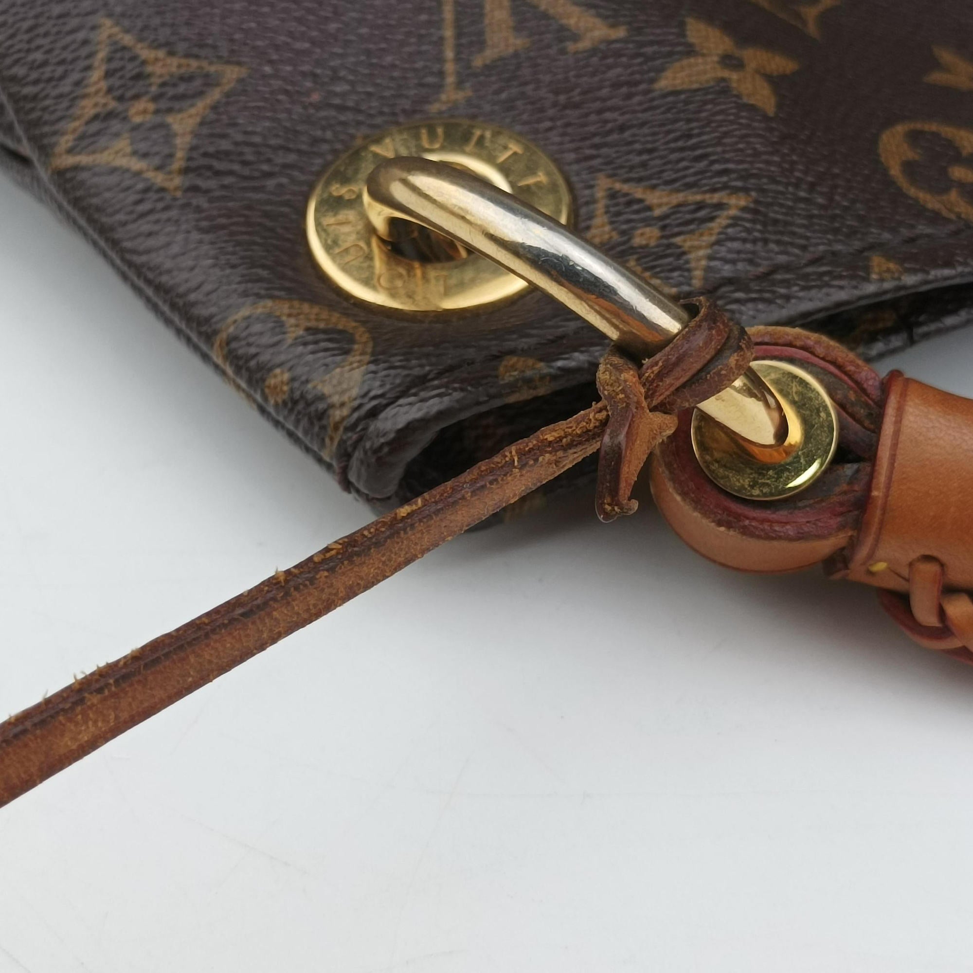 Vintage Louis Vuitton ARTSY MM Brown Monogram Canvas M40249 handbag | stylenewstar