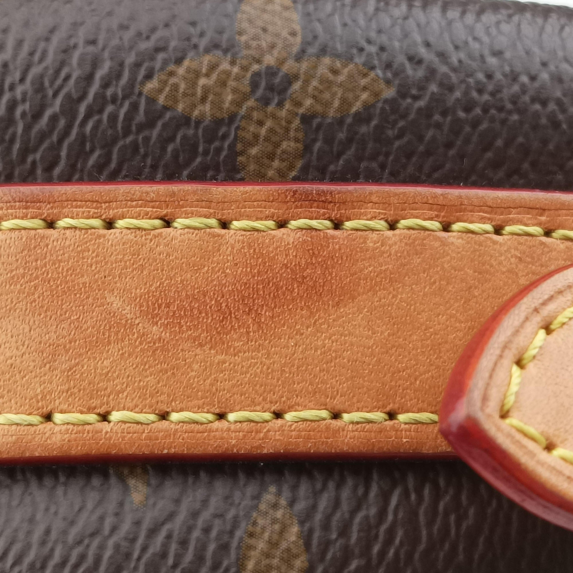 Secondhand Louis Vuitton Croissant MM Brown Monogram Canvas M46828 shoulderbag | stylenewstar