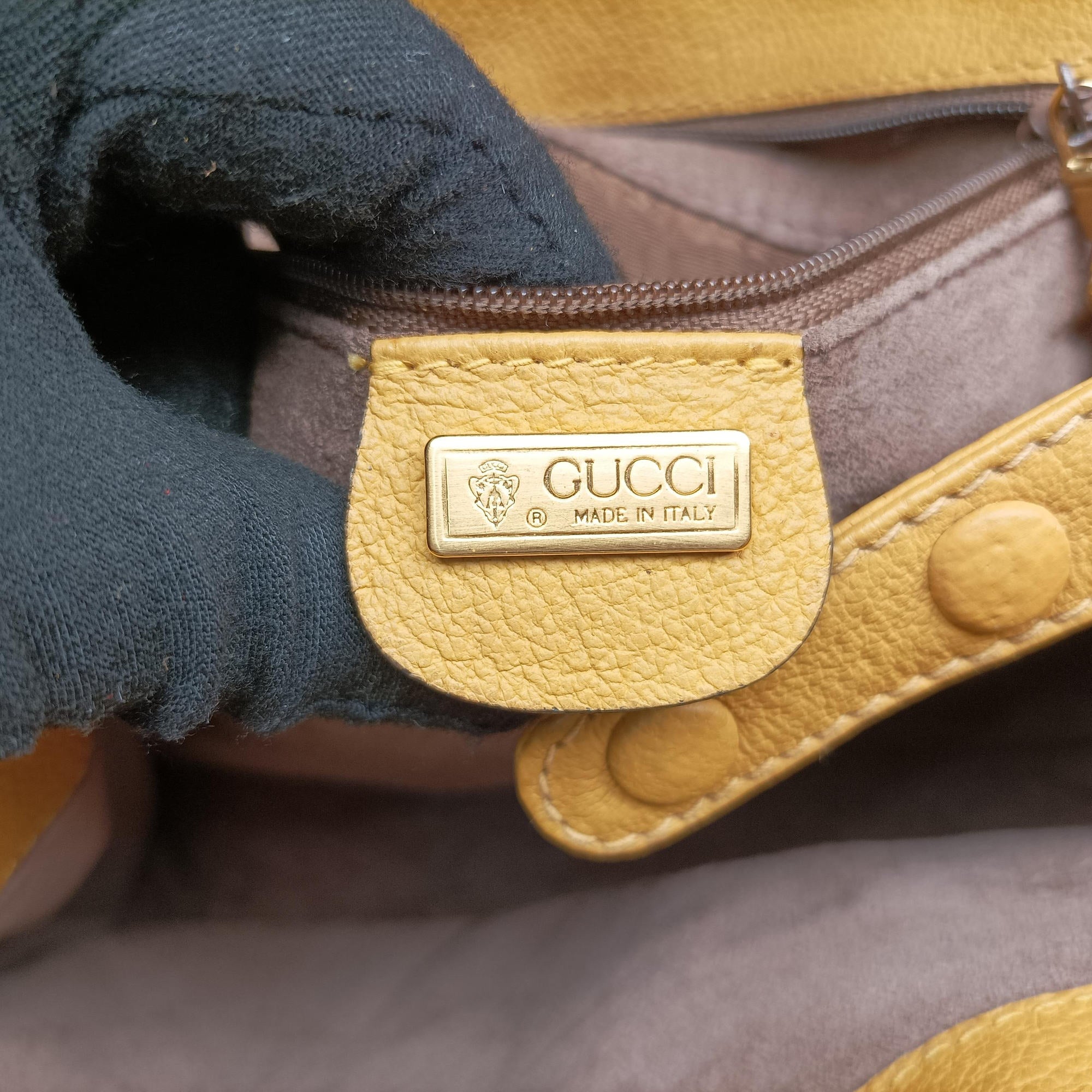 Pre-owned Gucci Stirrup Camel Suede 001.05 shoulderbag | stylenewstar
