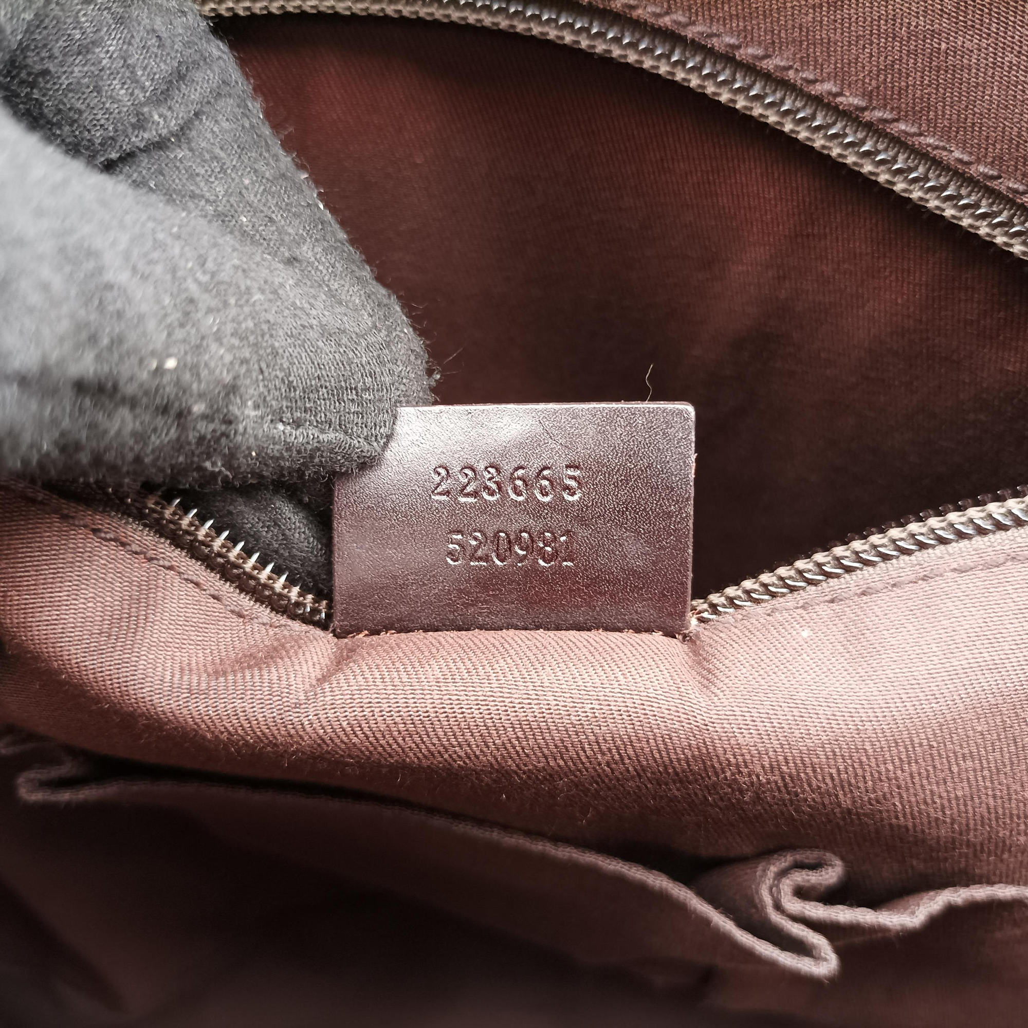 Secondhand Gucci Guccissima Messenger Brown leather 223665 shoulderbag | stylenewstar