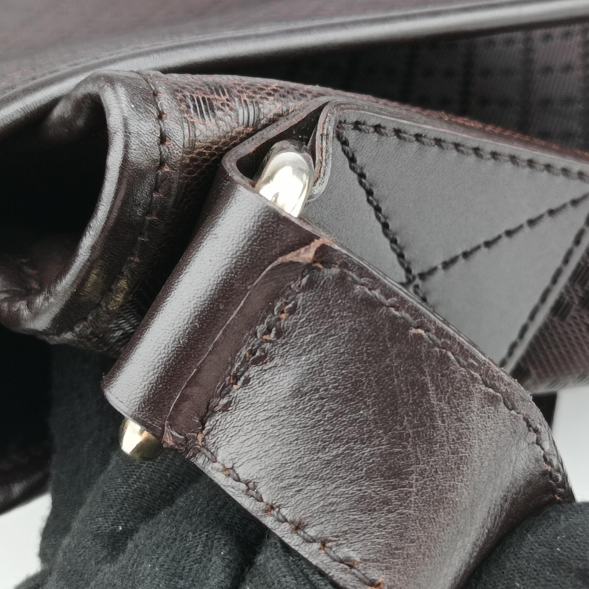 Secondhand Gucci Guccissima Messenger Brown leather 223665 shoulderbag | stylenewstar