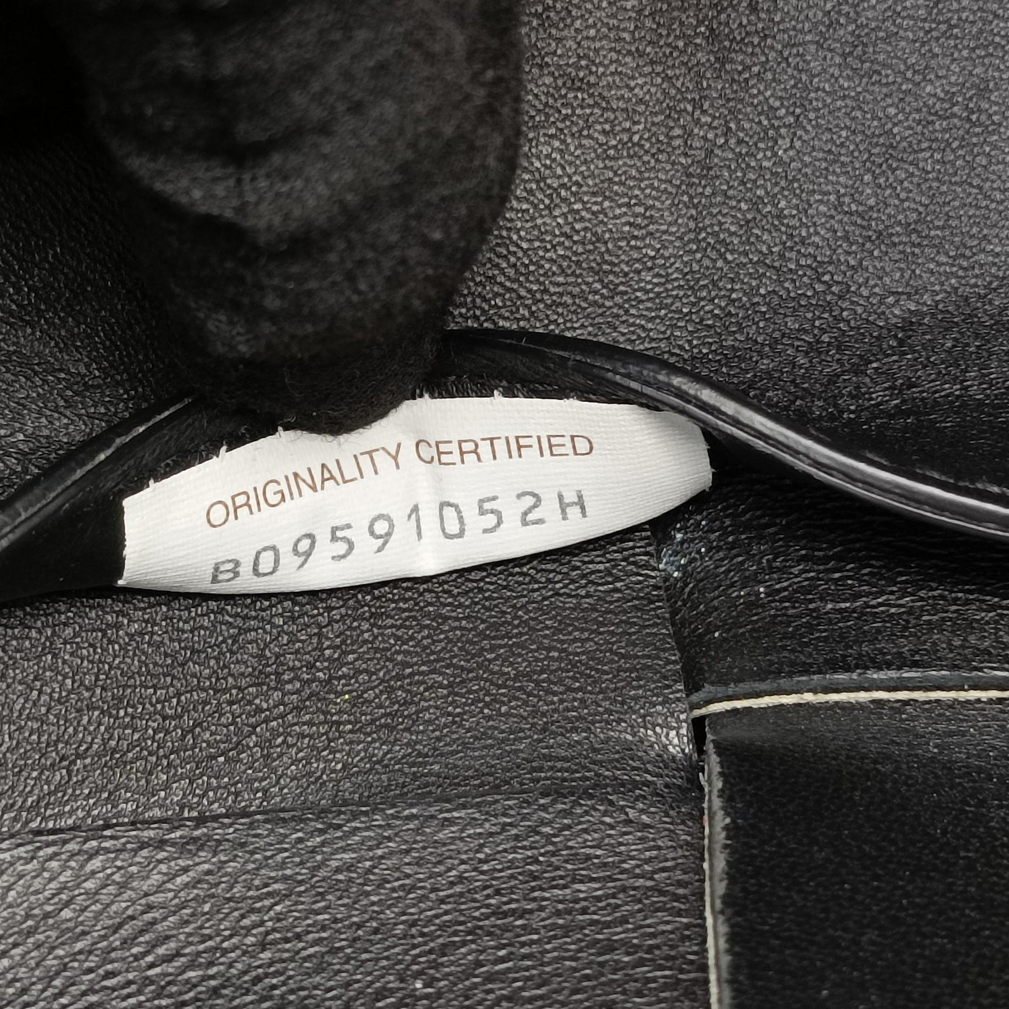 Secondhand Bottega Veneta THE ARCO Tote White lambskin  handbag | stylenewstar