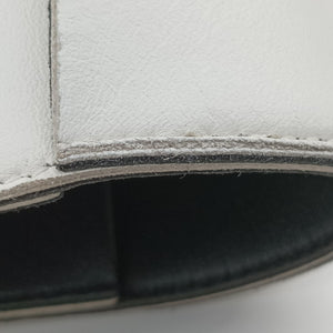 Secondhand Bottega Veneta THE ARCO Tote White lambskin  handbag | stylenewstar
