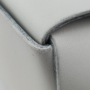 Secondhand Bottega Veneta THE ARCO Tote White lambskin  handbag | stylenewstar