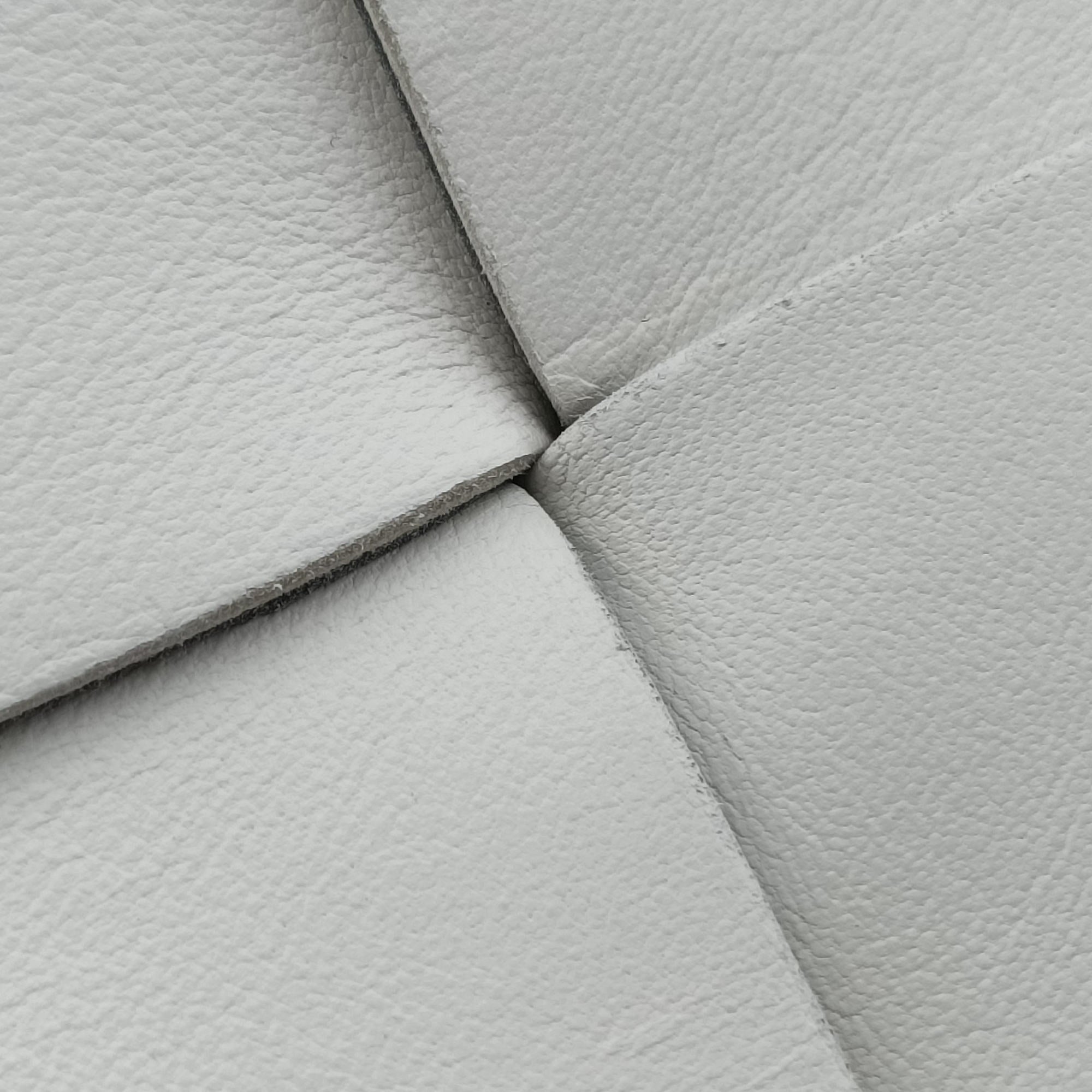Secondhand Bottega Veneta THE ARCO Tote White lambskin  handbag | stylenewstar