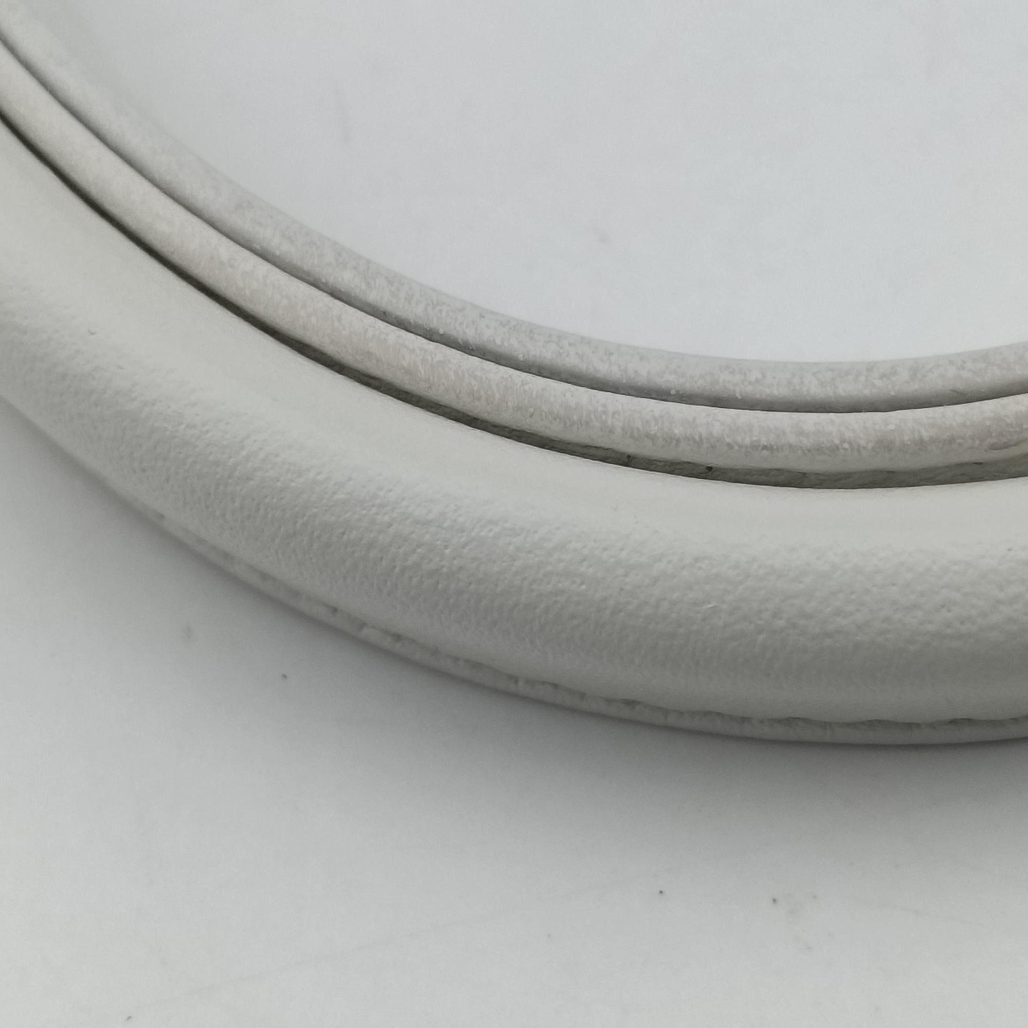 Secondhand Bottega Veneta THE ARCO Tote White lambskin  handbag | stylenewstar