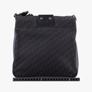 Pre-owned Christian Dior Street Chic Black canvasxleather  shoulderbag | stylenewstar