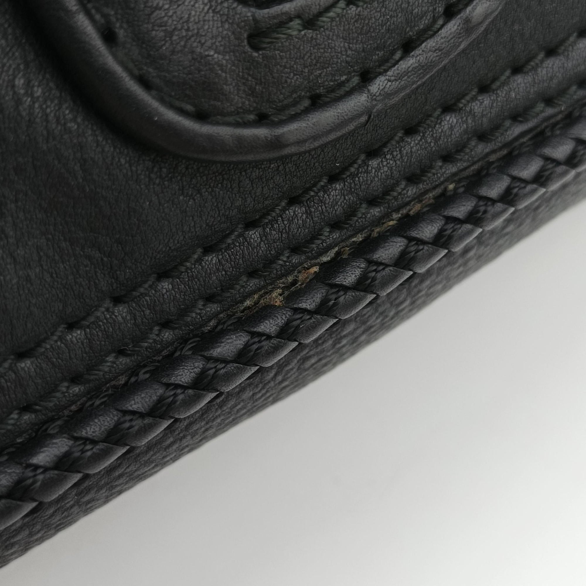 Pre-owned Gucci Marrakech Black Leather 257032 shoulderbag | stylenewstar