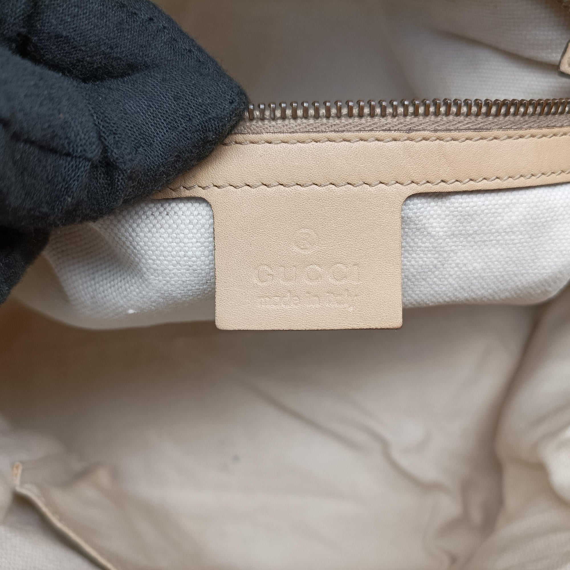 Vintage Gucci Scarlett Beige Leather 282299 handbag | stylenewstar