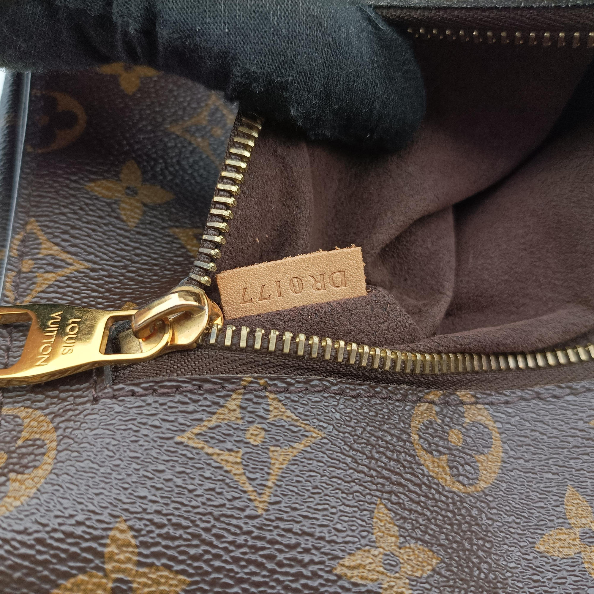 Pre-owned Louis Vuitton Pochette Metis MM Brown Monogram Canvas M44875 shoulderbag | stylenewstar