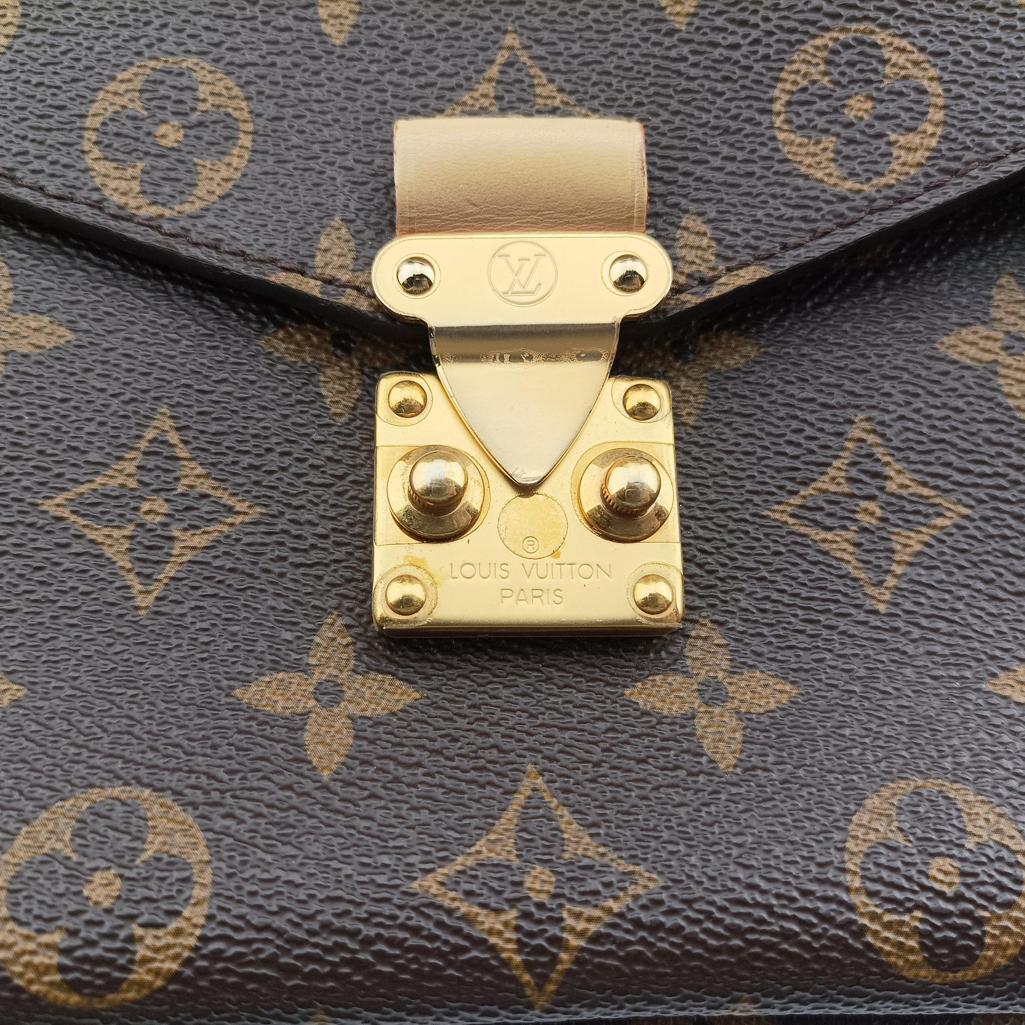 Pre-owned Louis Vuitton Pochette Metis MM Brown Monogram Canvas M44875 shoulderbag | stylenewstar