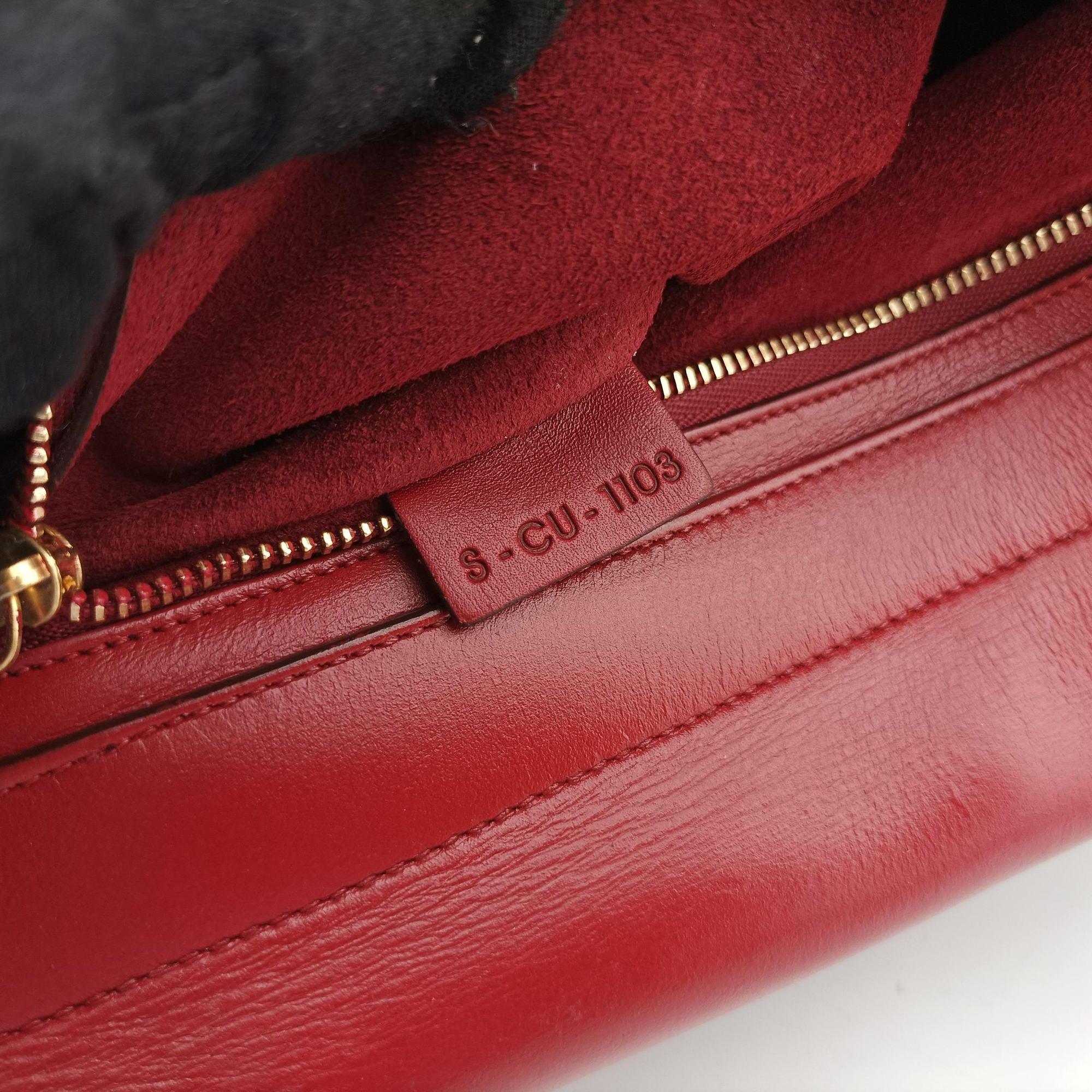 Pre-owned Celine Trapeze Red Leather  shoulderbag | stylenewstar