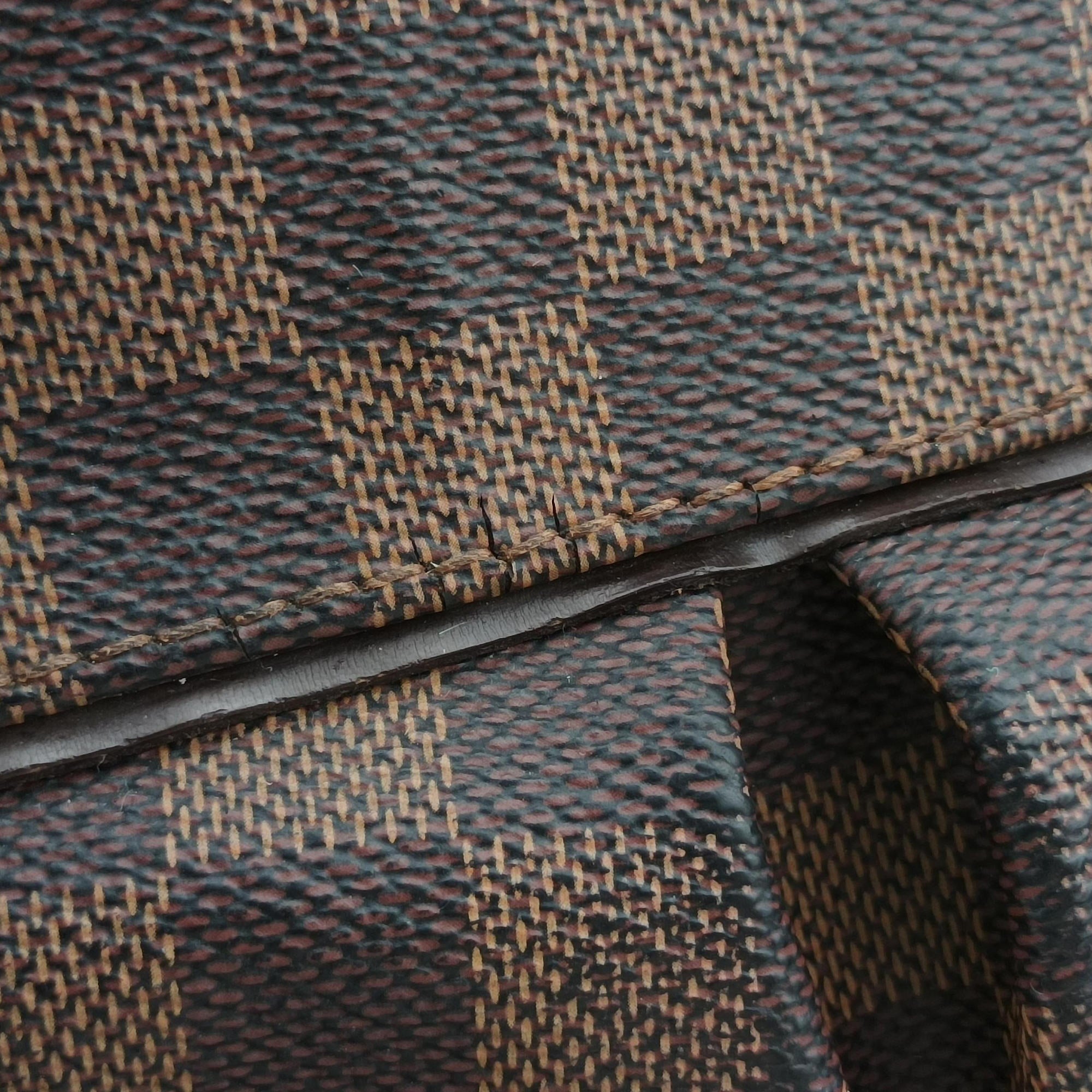 Pre-owned Louis Vuitton TREVI PM EBENE Damier Canvas N51997 handbag | stylenewstar