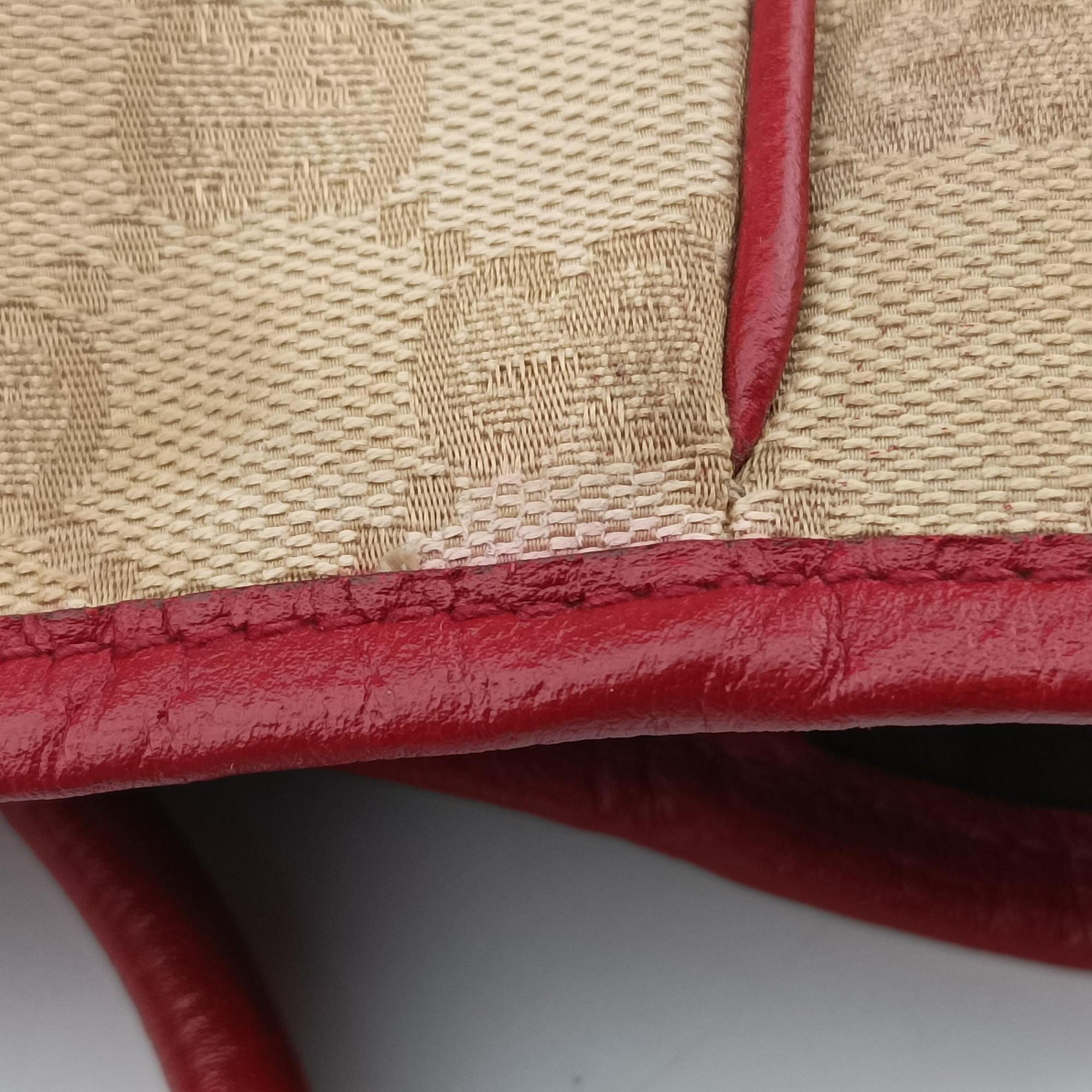 Vintage Gucci GG Supreme Beige × Red GG Canvas×Leather 161719 handbag | stylenewstar