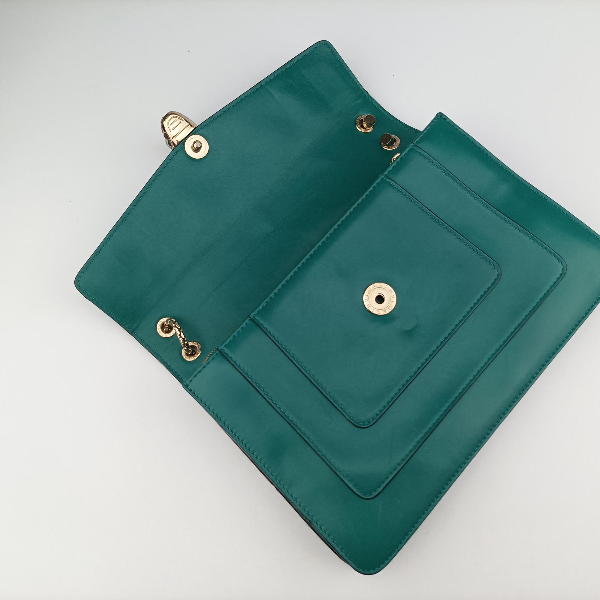 Vintage Bvlgari SERPENTI FOREVER Green leather  shoulderbag | stylenewstar