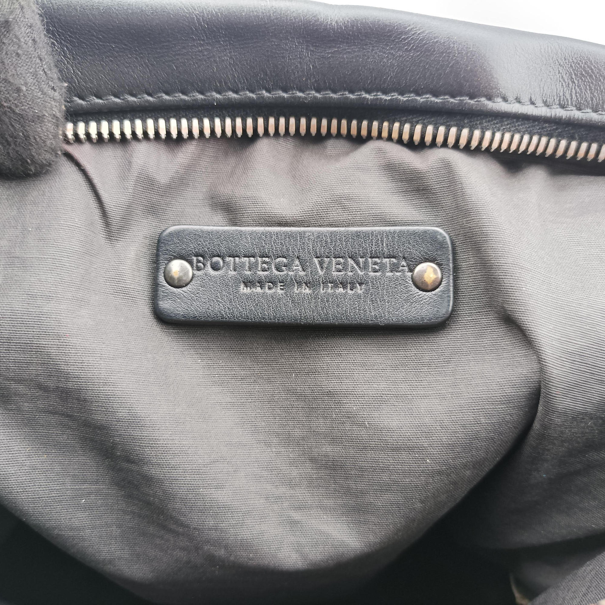 Pre-owned Bottega Veneta Intrecciato Black lambskin  shoulderbag | stylenewstar