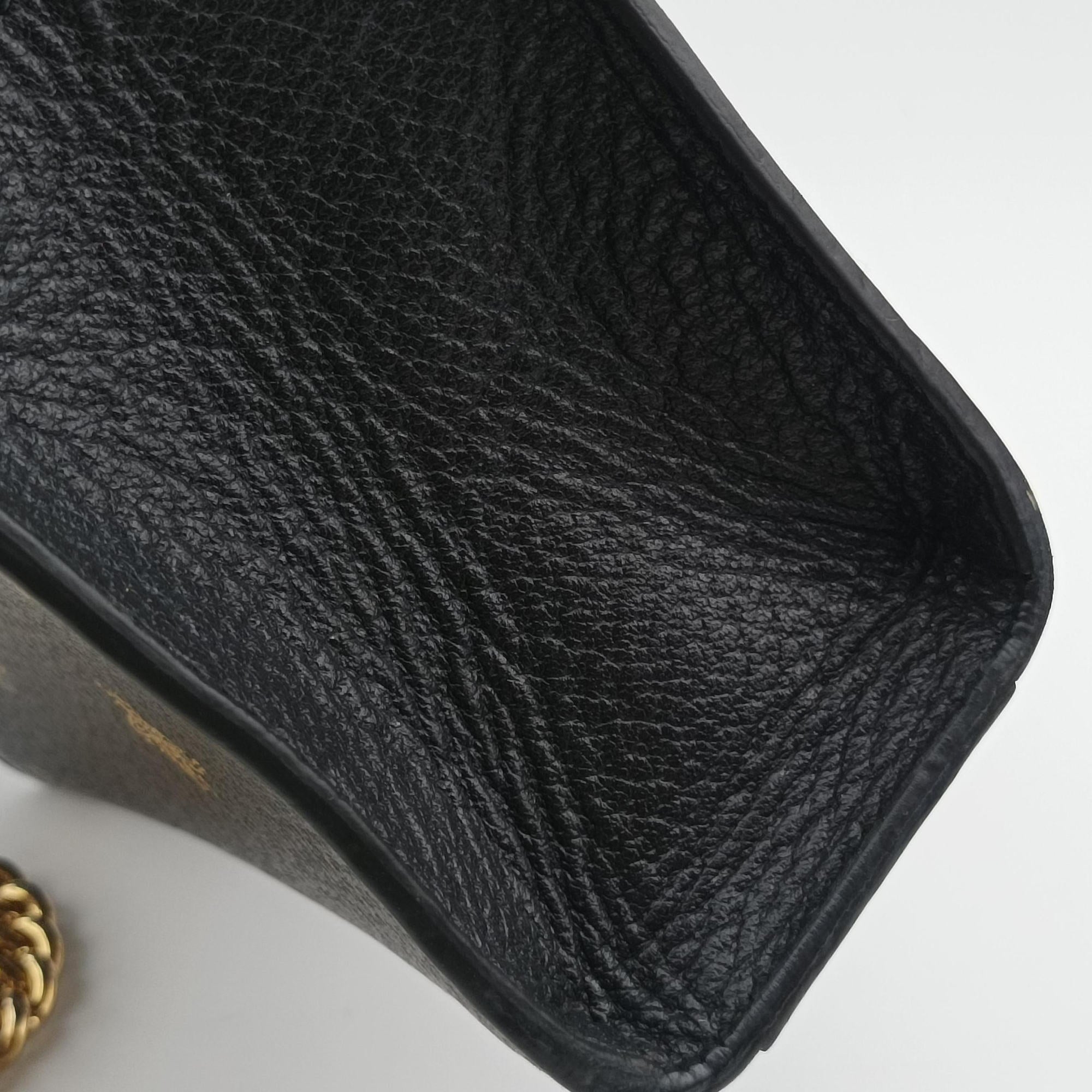 Secondhand Gucci Padlock Black Leather 432182 shoulderbag | stylenewstar