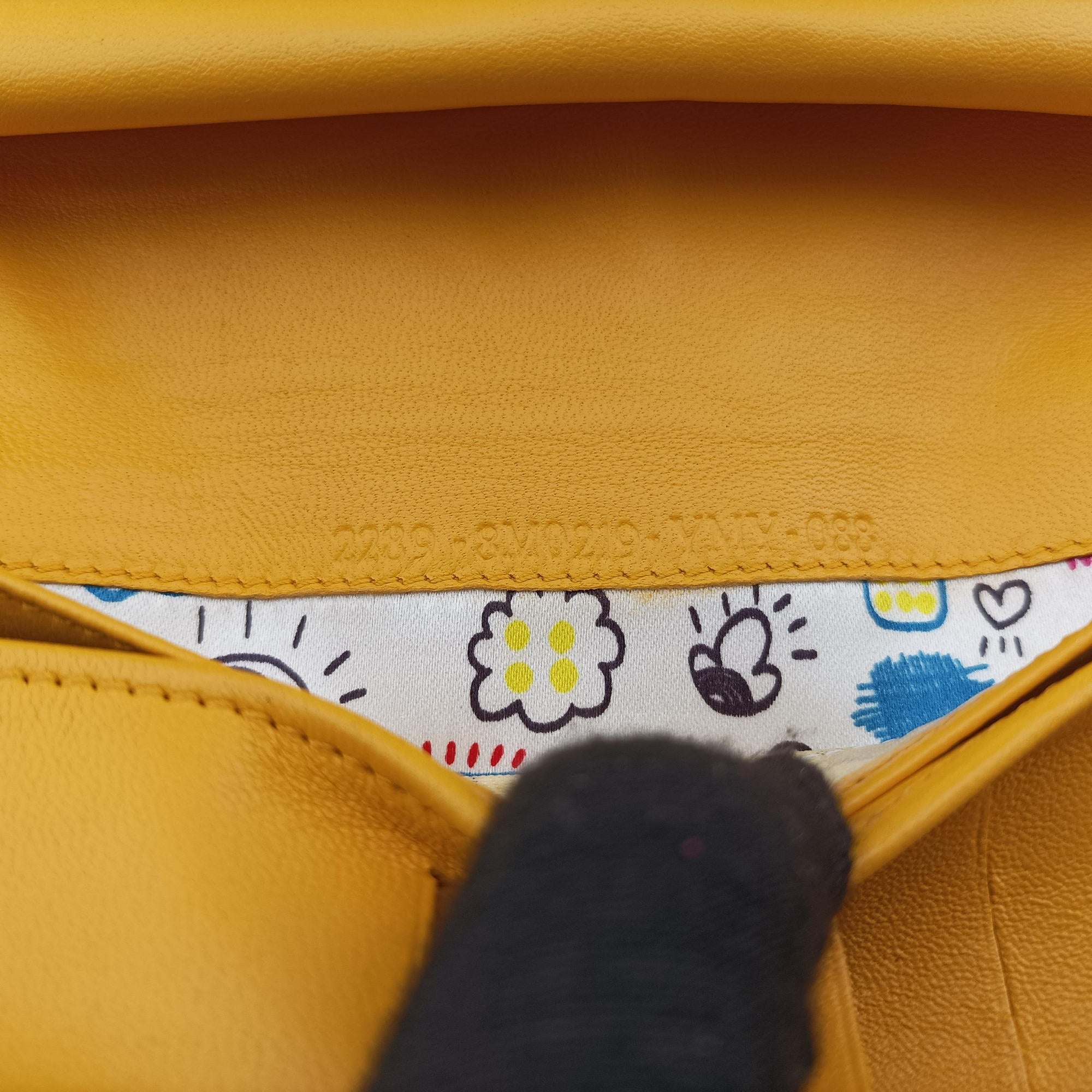 Vintage Fendi Embossed Logo Yellow lambskin 3M9219 shoulderbag | stylenewstar