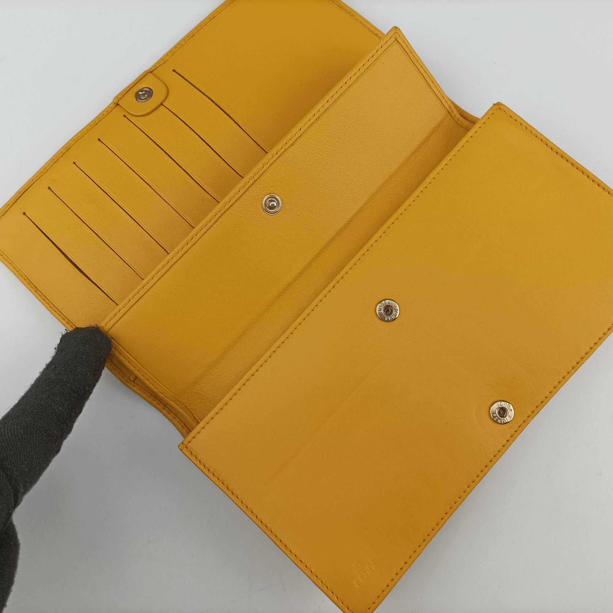 Vintage Fendi Embossed Logo Yellow lambskin 3M9219 shoulderbag | stylenewstar
