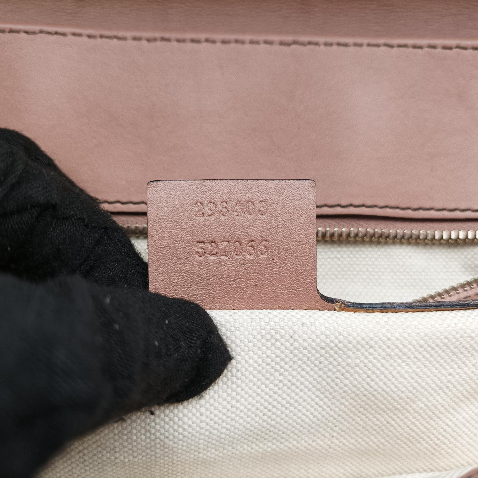 Pre-owned Gucci Emily Pink Leather 295403 shoulderbag | stylenewstar