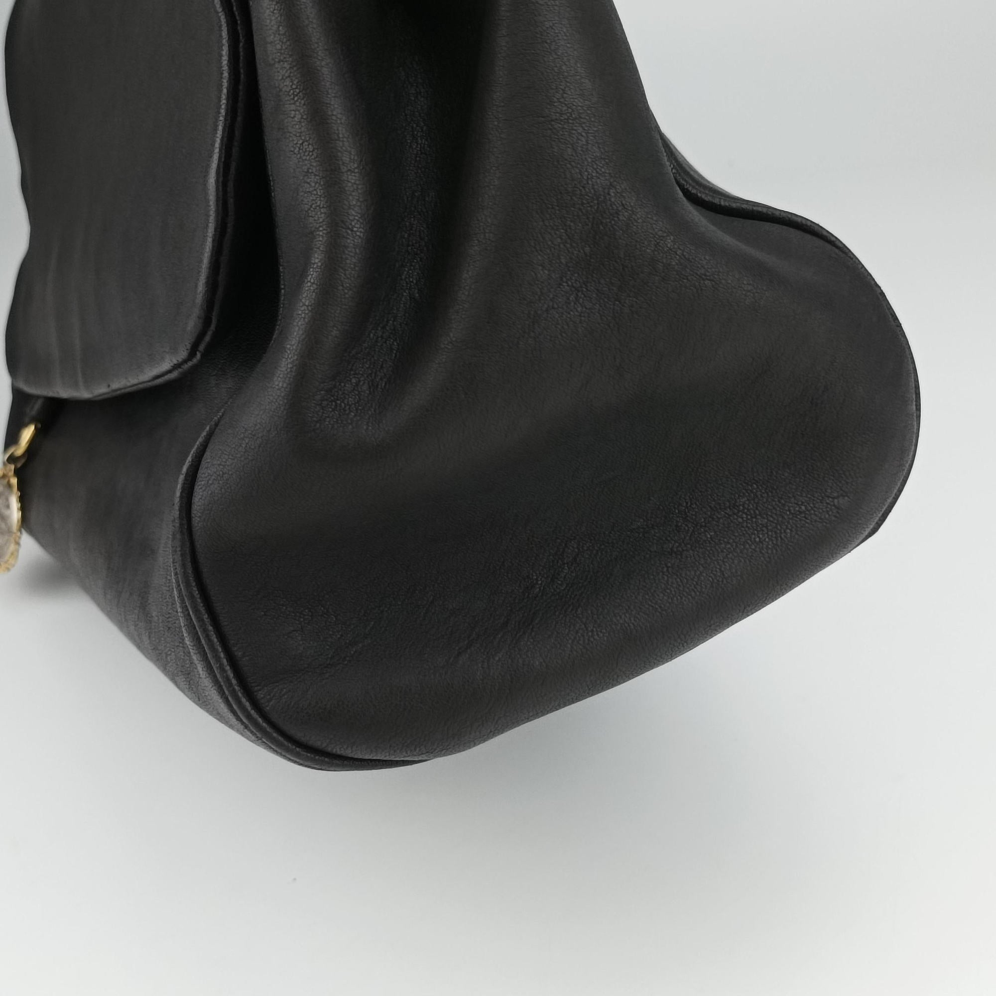 Pre-owned Dolce & Gabbana SICILY Black Leather  shoulderbag | stylenewstar