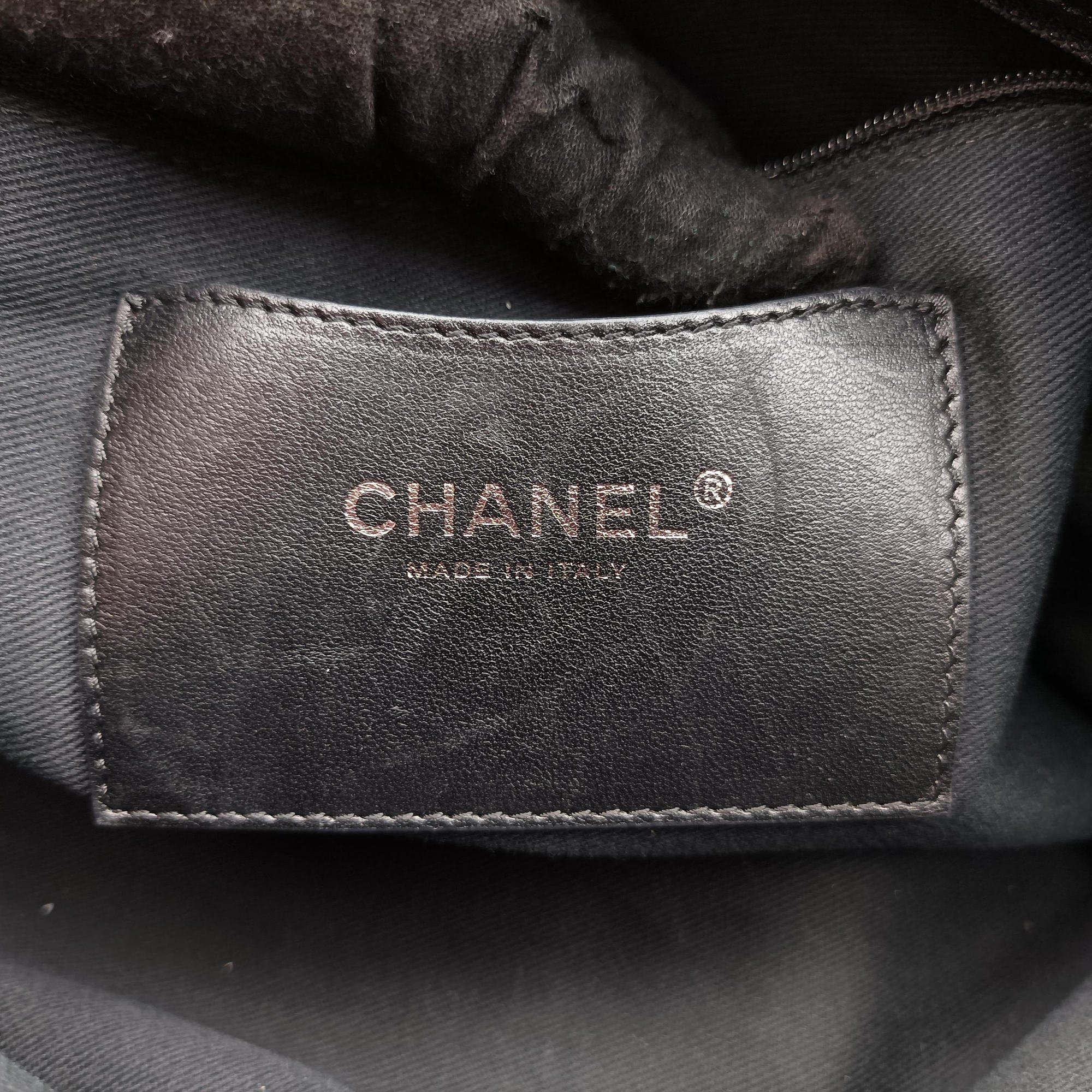 Pre-owned Chanel Mademoiselle Bowling Black Patent Leather A50561 shoulderbag | stylenewstar