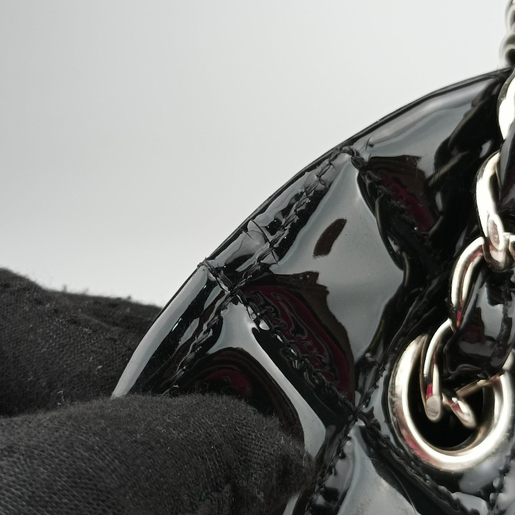 Pre-owned Chanel Mademoiselle Bowling Black Patent Leather A50561 shoulderbag | stylenewstar