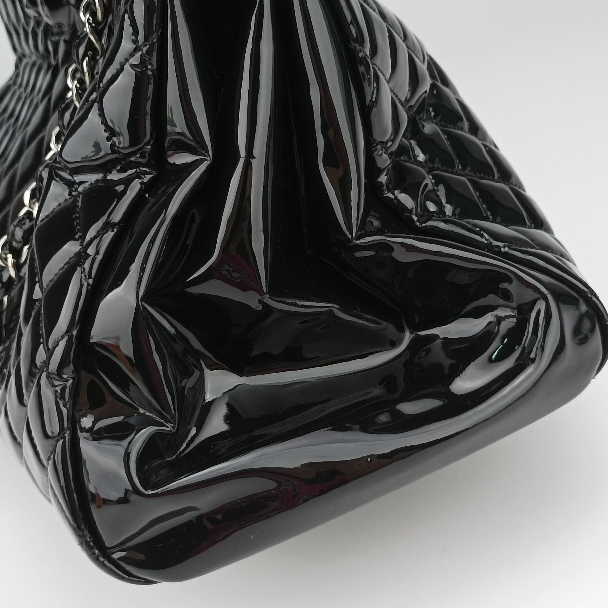 Pre-owned Chanel Mademoiselle Bowling Black Patent Leather A50561 shoulderbag | stylenewstar
