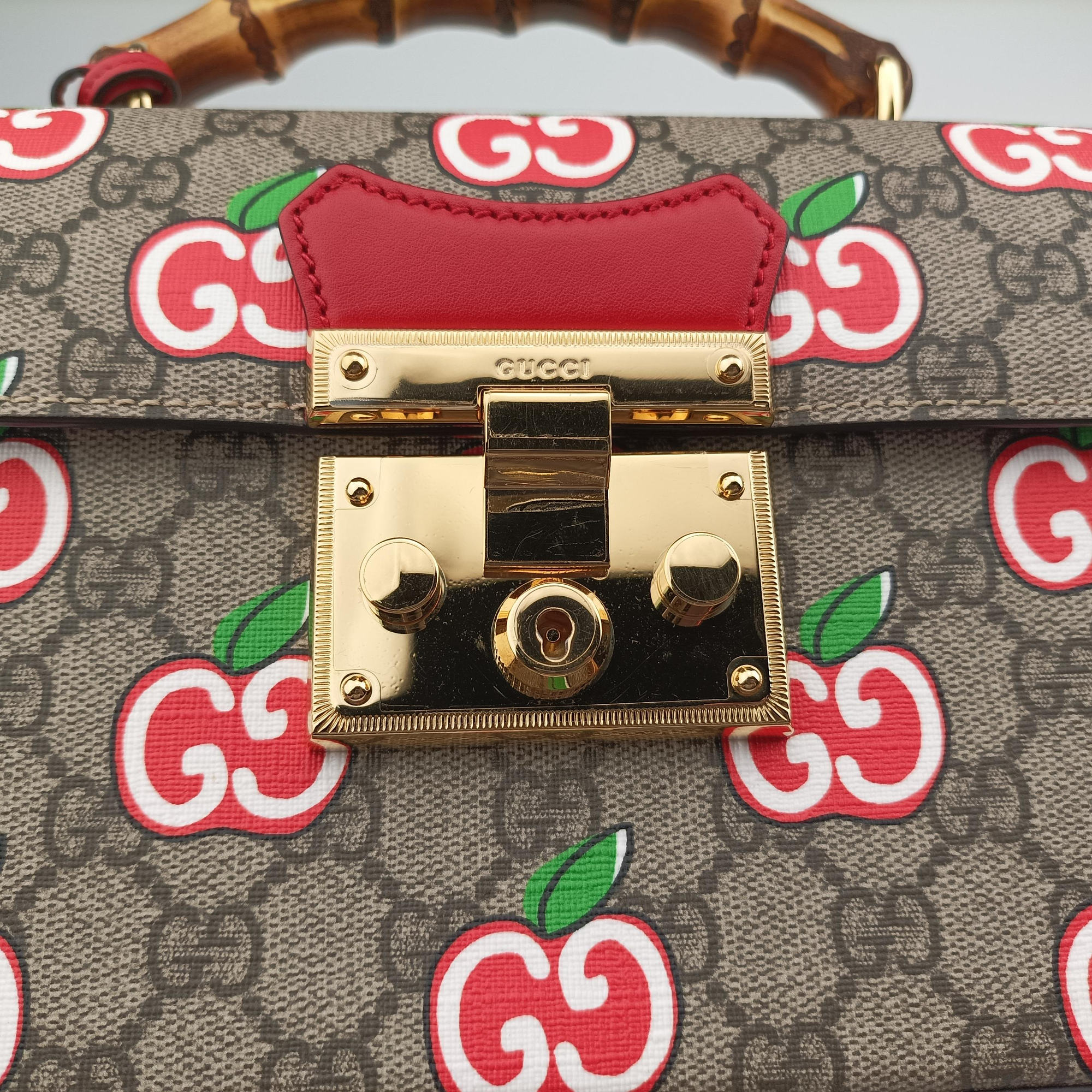 Pre-owned Gucci GG flora Padlock Bamboo beige×red×multi PVC coated canvas×Leather 603221 shoulderbag | stylenewstar