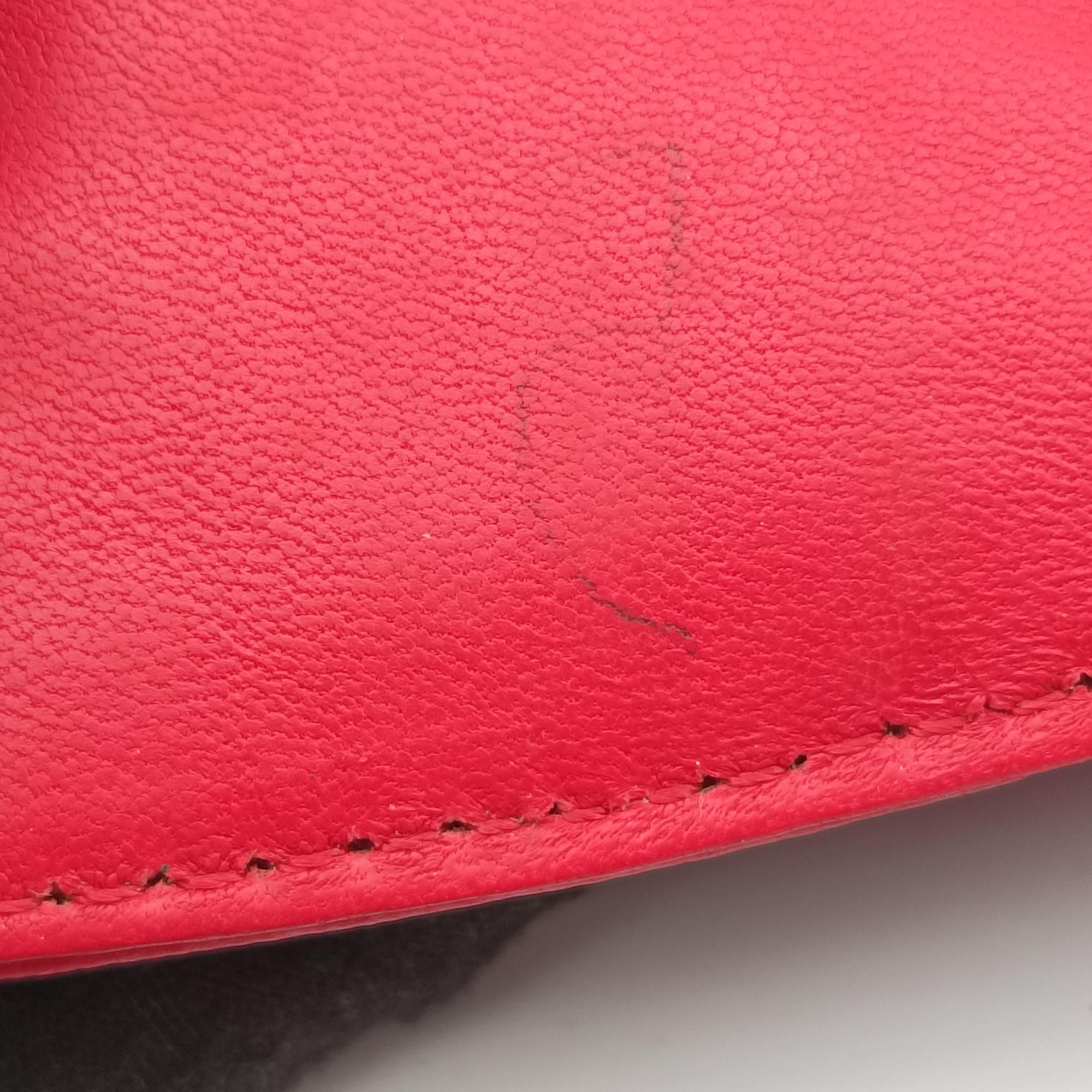 Pre-owned Fendi BAGUETTE Red Leather 8BK060 handbag | stylenewstar