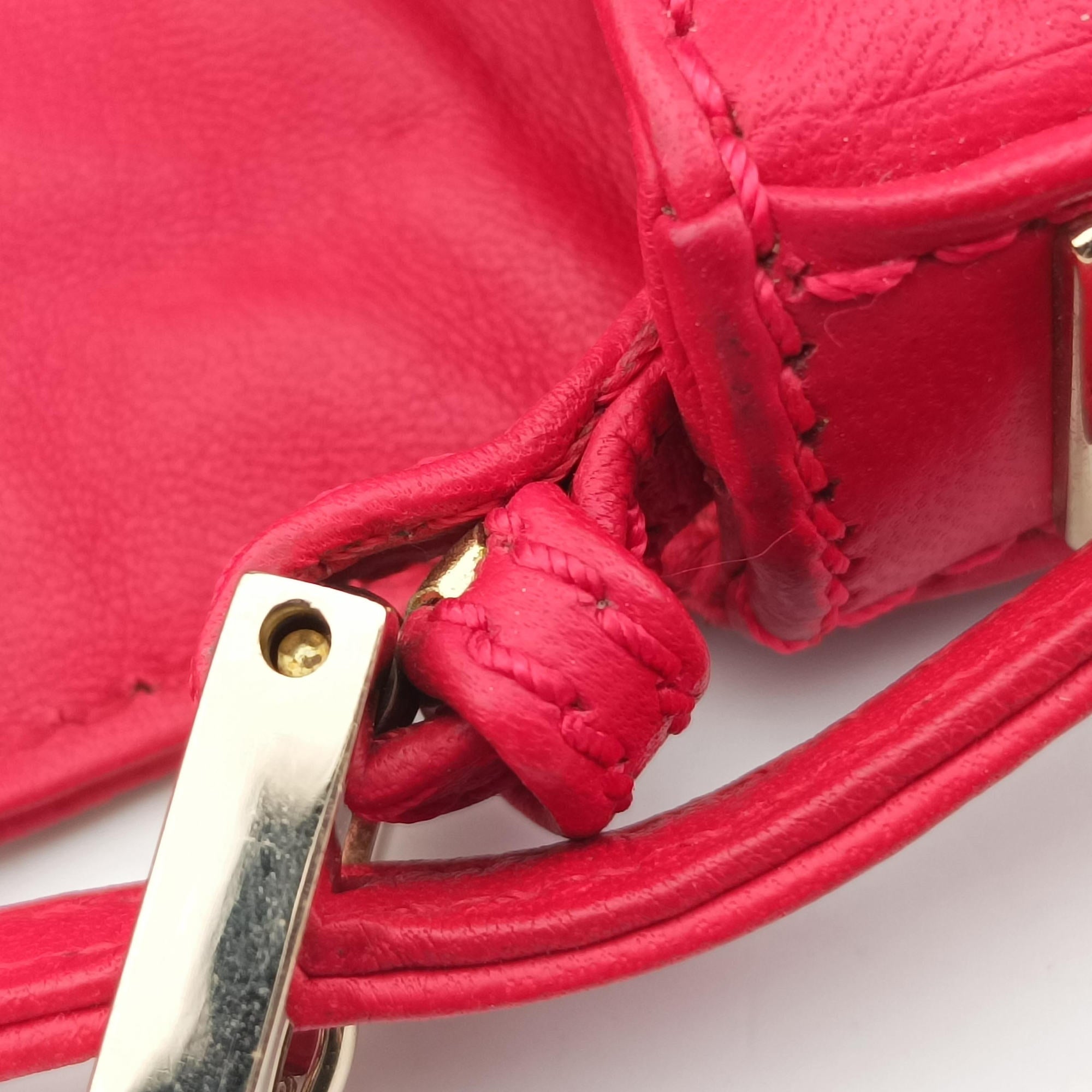 Pre-owned Fendi BAGUETTE Red Leather 8BK060 handbag | stylenewstar