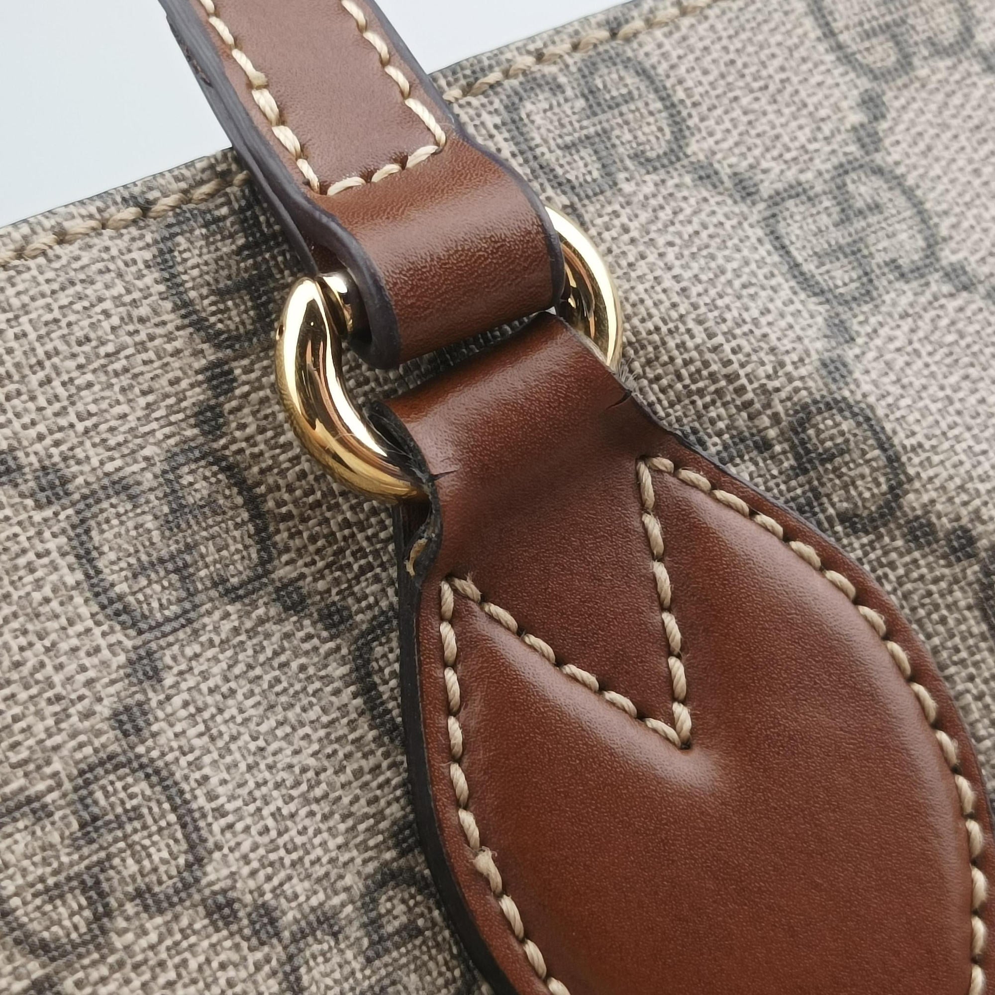 Pre-owned Gucci GG Supreme Brown × Beige PVC coated canvas×Leather 453705 shoulderbag | stylenewstar