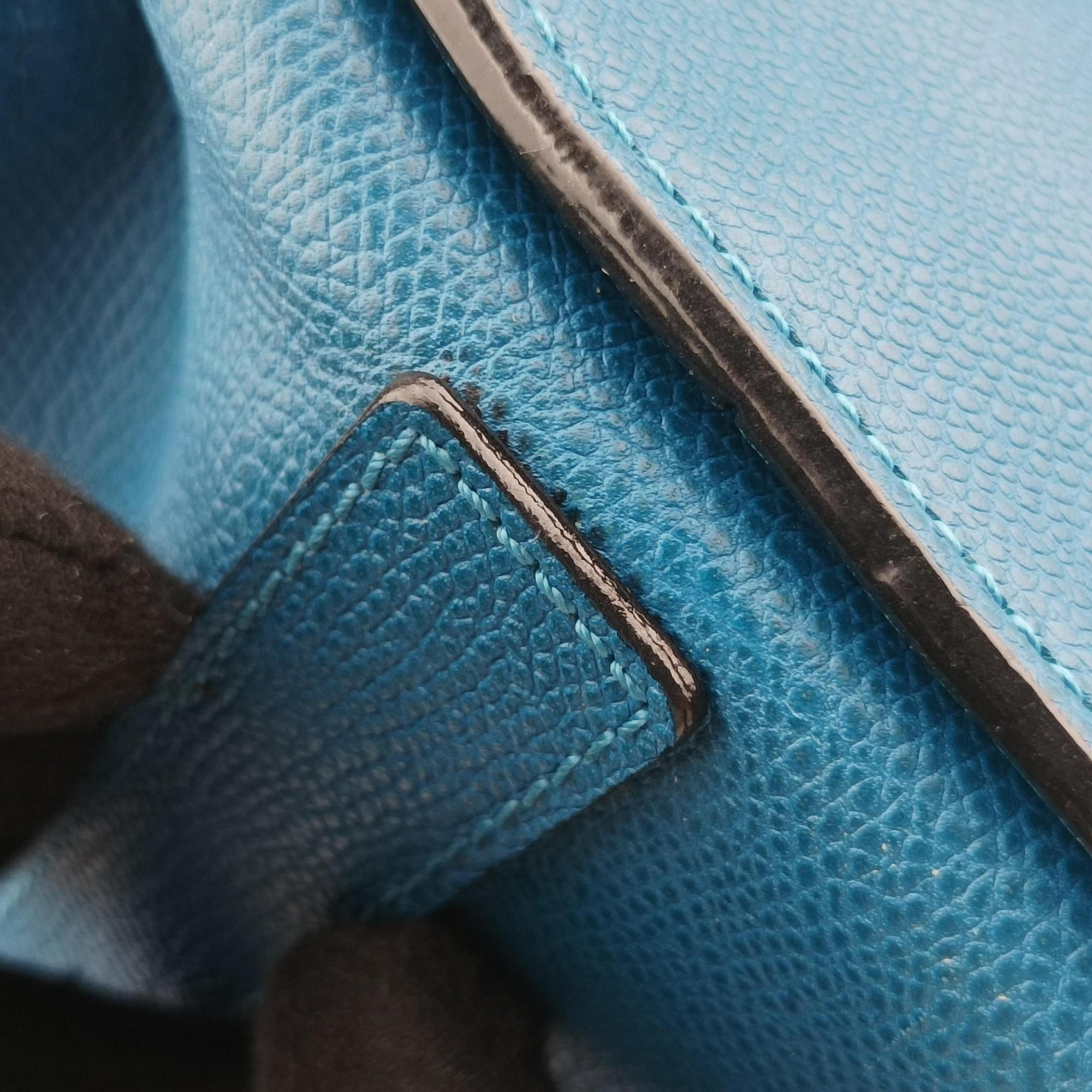 Pre-owned Valextra Iside Blue Calfskin  shoulderbag | stylenewstar