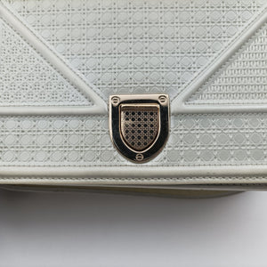 Secondhand Christian Dior Diorama White Leather  shoulderbag | stylenewstar