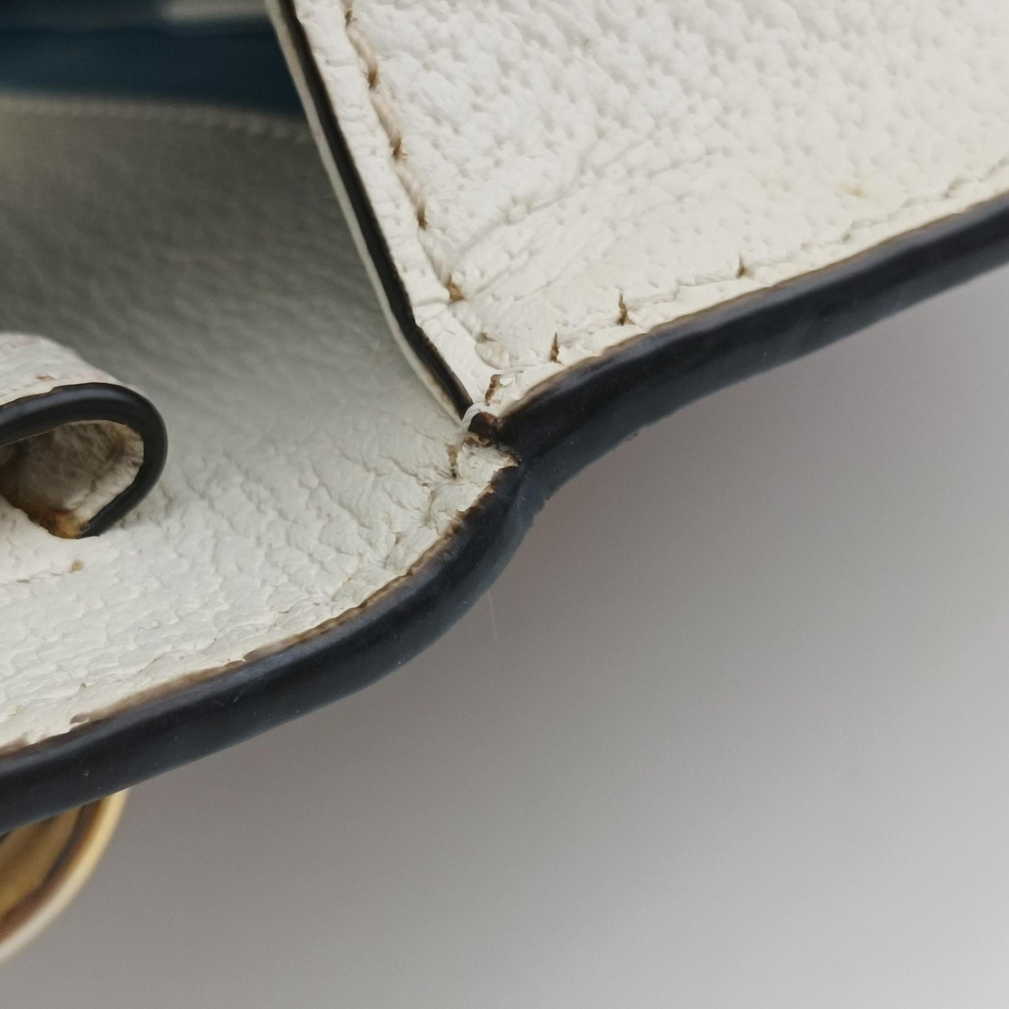 Vintage Gucci Sylvie White Leather 470270 shoulderbag | stylenewstar