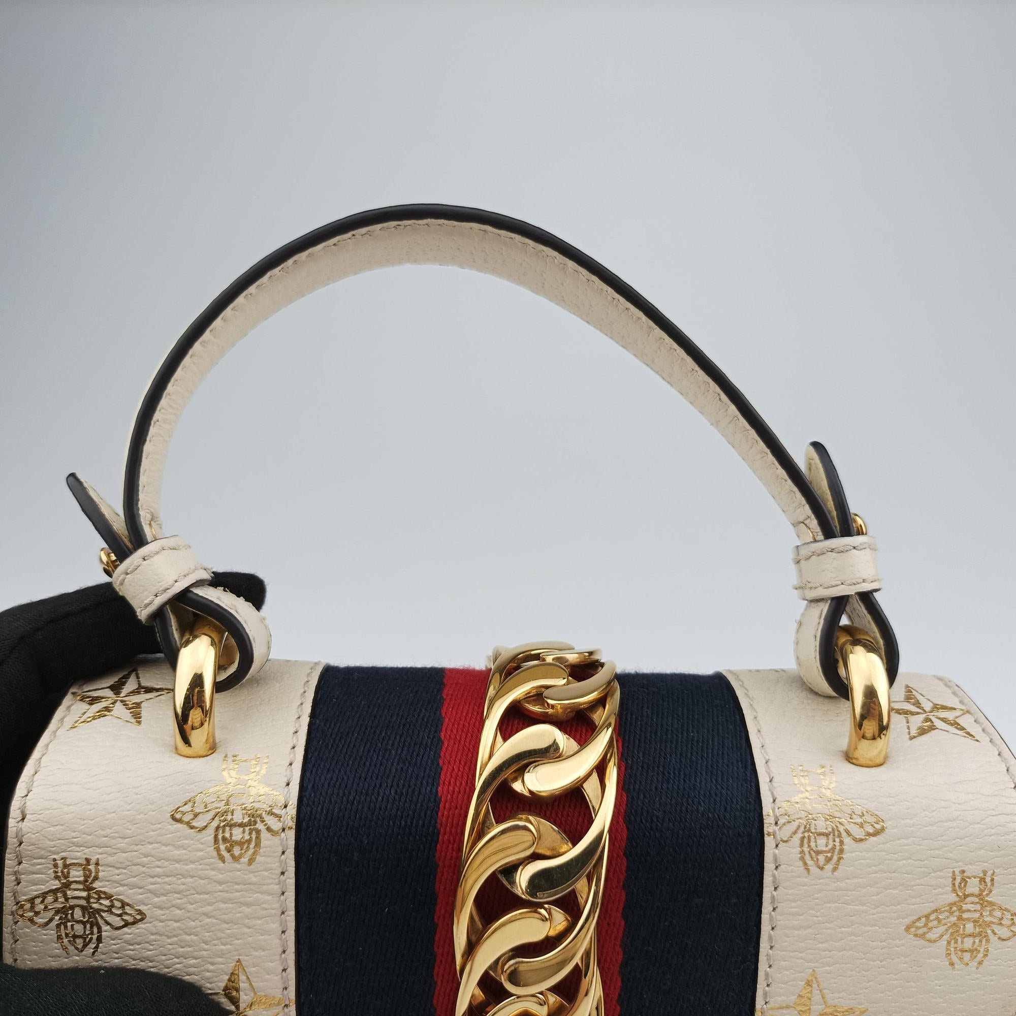 Vintage Gucci Sylvie White Leather 470270 shoulderbag | stylenewstar