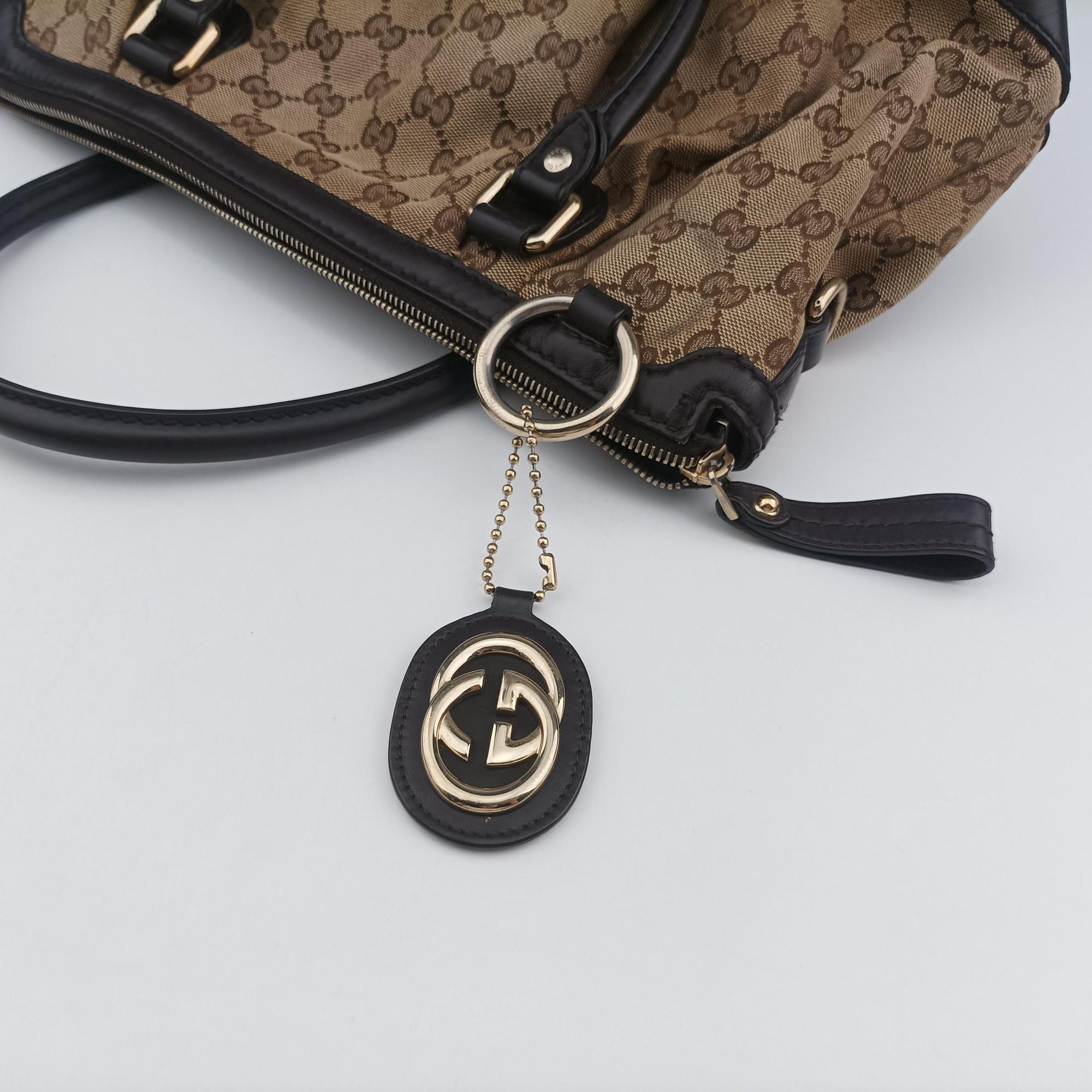 Pre-owned Gucci Sukey Beige × Dark Brown canvas×leather 247902 handbag | stylenewstar