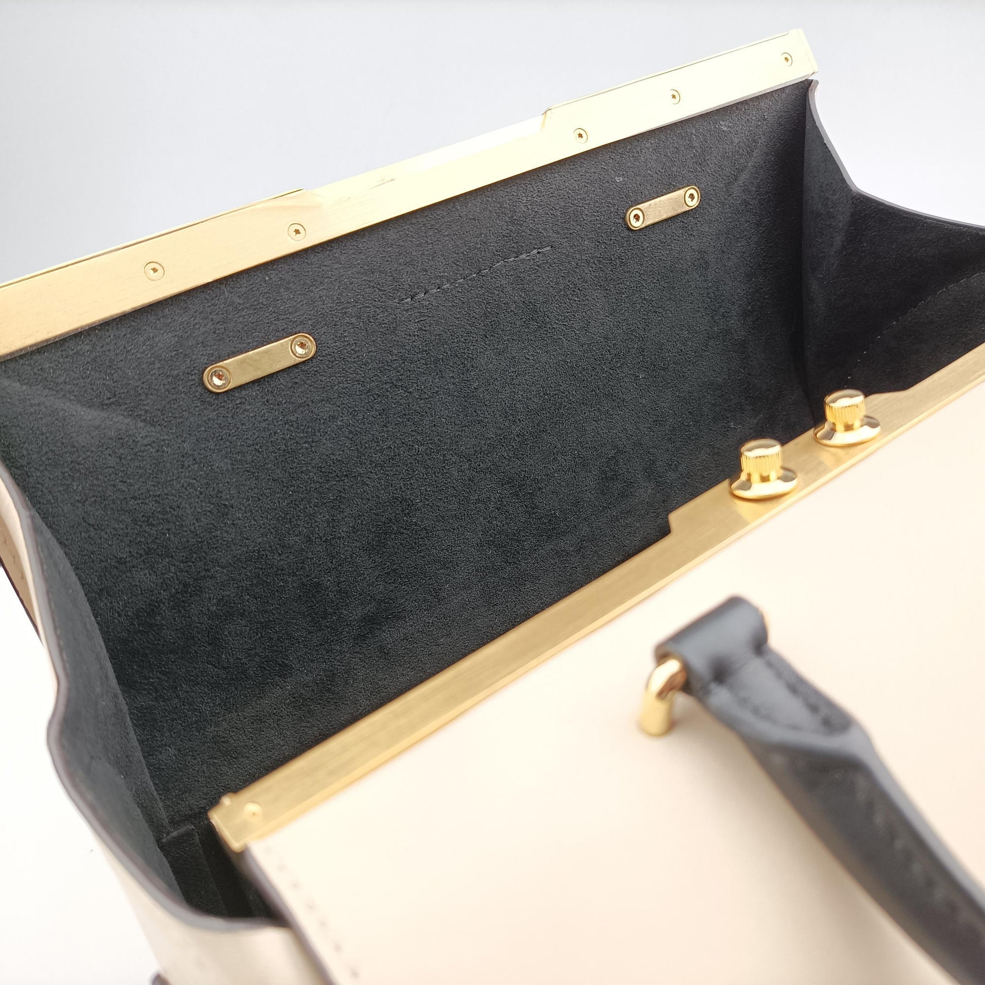 Pre-owned Louis Vuitton Speedy Doctor 25 Ivory × Black Cuir Orfevre Calfskin M53133 shoulderbag | stylenewstar