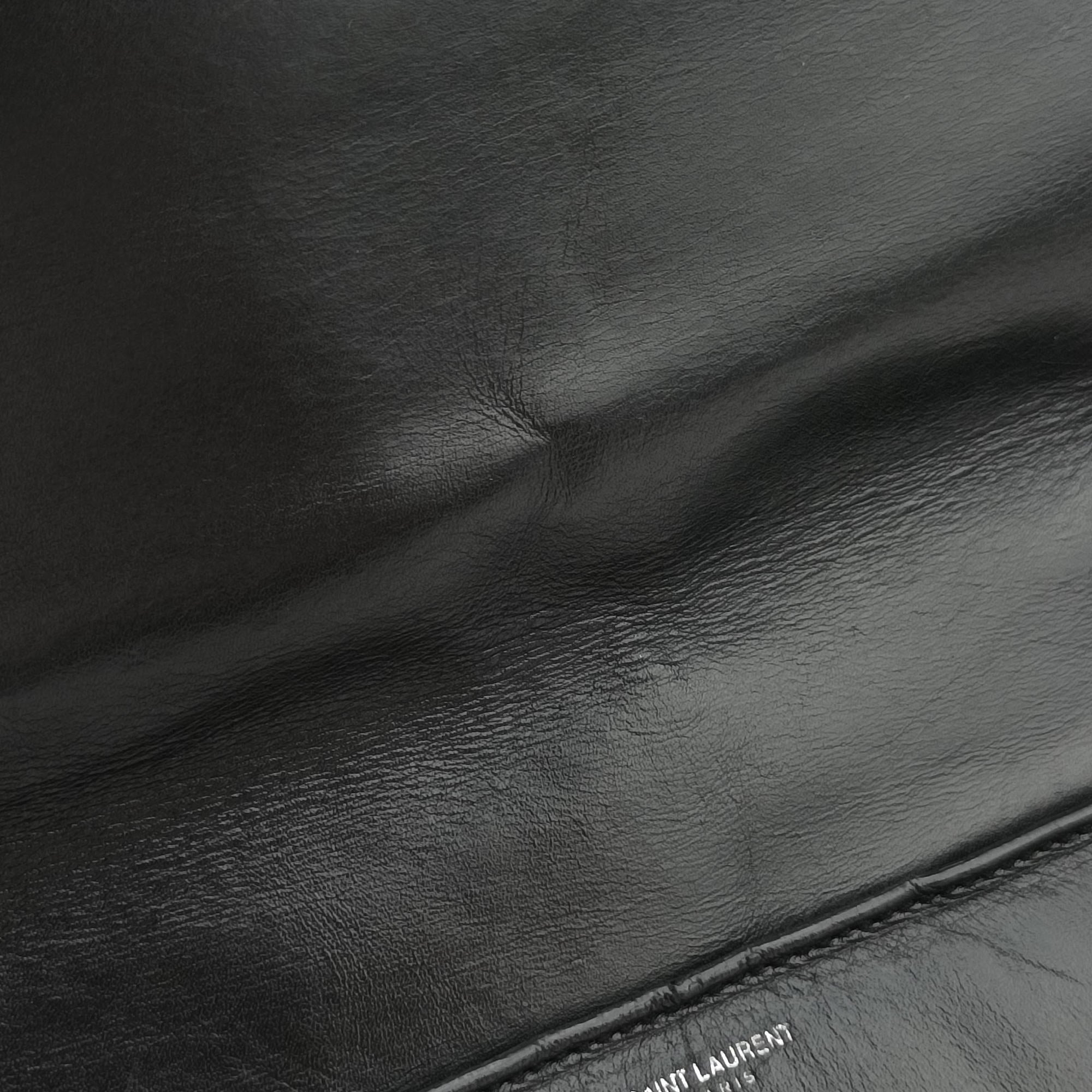Pre-owned Yves Saint Laurent Betty Black Leather 315680 shoulderbag | stylenewstar