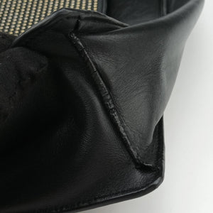 Pre-owned Yves Saint Laurent Betty Black Leather 315680 shoulderbag | stylenewstar