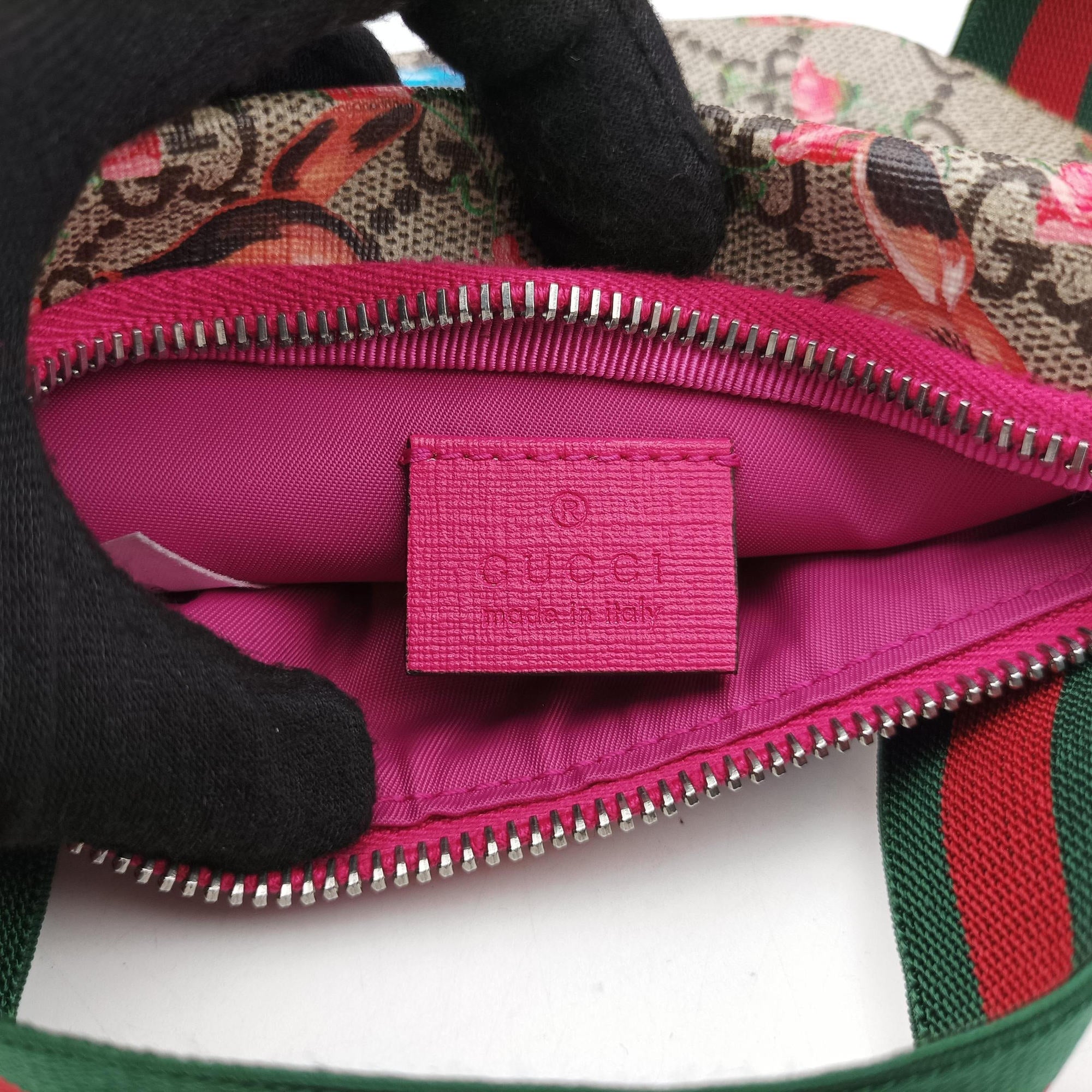 Pre-owned Gucci kids GG Deer Print Multicolor PVC coated canvas 502095 bum bag/waist bag | stylenewstar