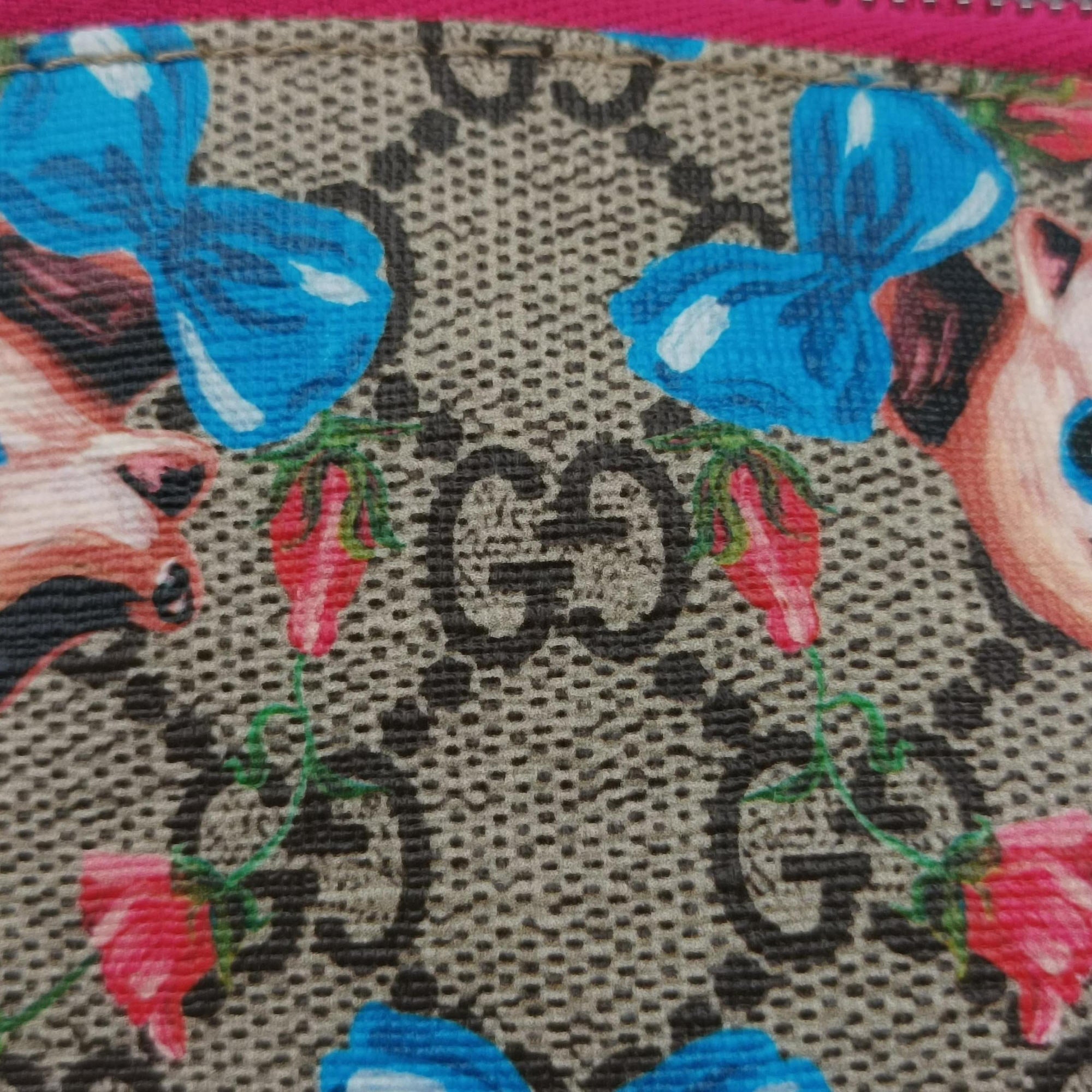 Pre-owned Gucci kids GG Deer Print Multicolor PVC coated canvas 502095 bum bag/waist bag | stylenewstar