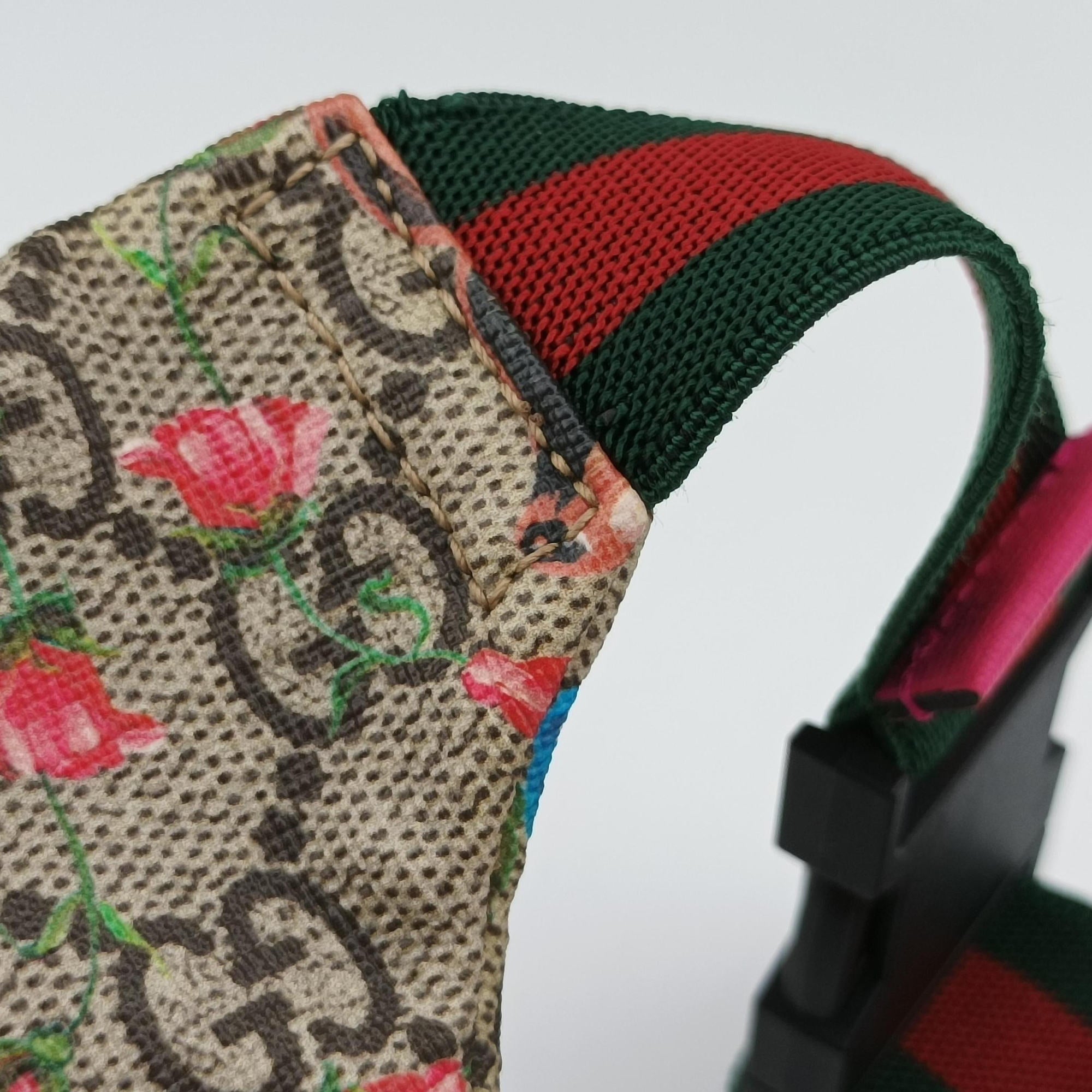 Pre-owned Gucci kids GG Deer Print Multicolor PVC coated canvas 502095 bum bag/waist bag | stylenewstar
