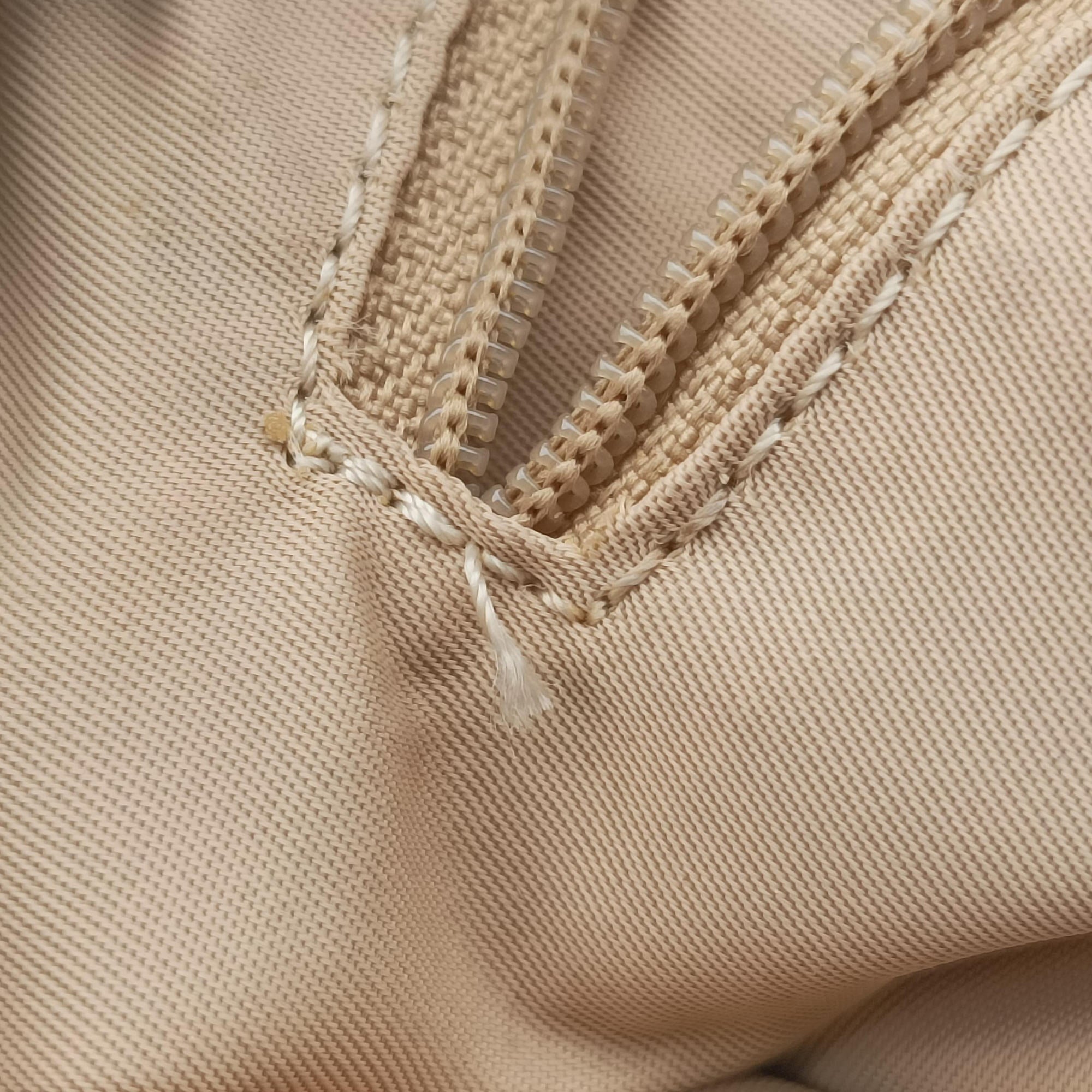 Secondhand Christian Dior Street Chic Beige × Camel Canvas × Leather  shoulderbag | stylenewstar