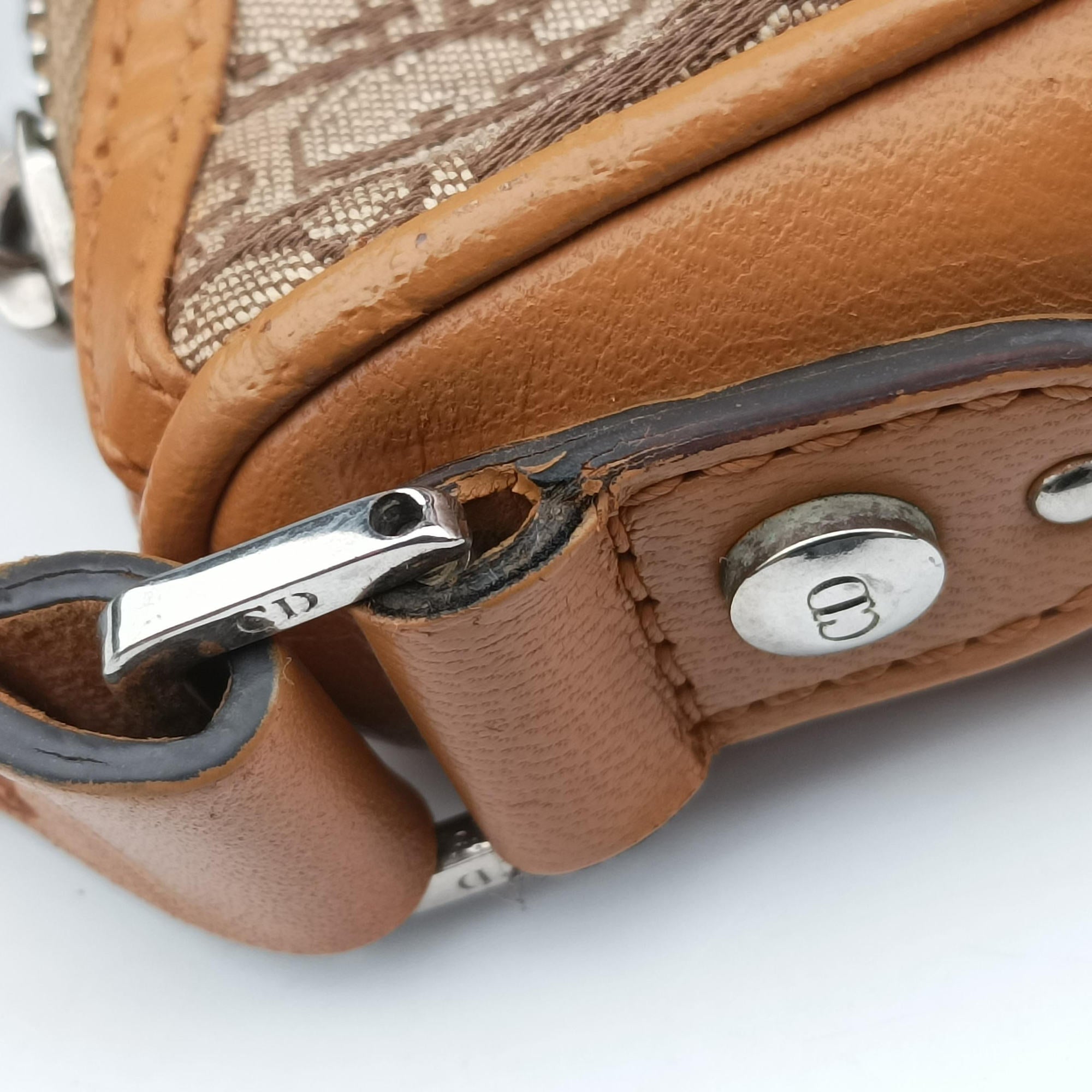 Secondhand Christian Dior Street Chic Beige × Camel Canvas × Leather  shoulderbag | stylenewstar
