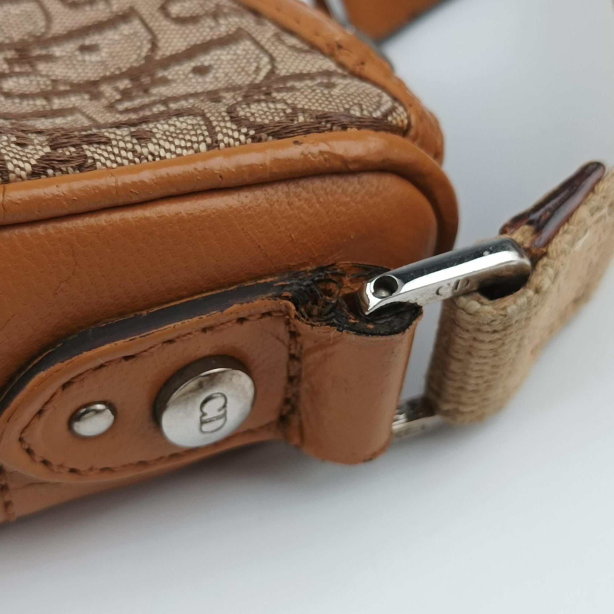 Secondhand Christian Dior Street Chic Beige × Camel Canvas × Leather  shoulderbag | stylenewstar
