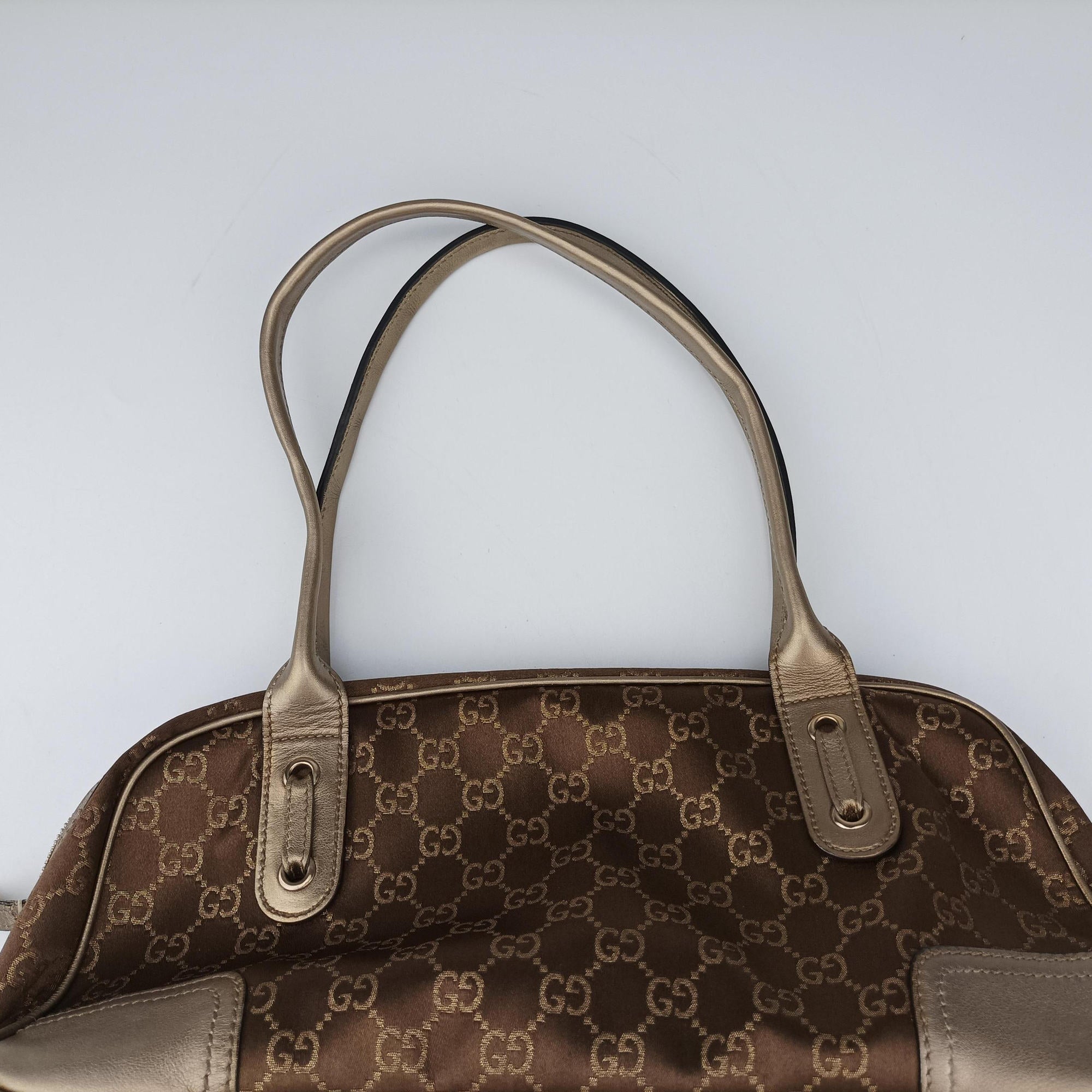 Secondhand Gucci Princy Beige×Champagne Gold GG Canvas × leather 161720 handbag | stylenewstar