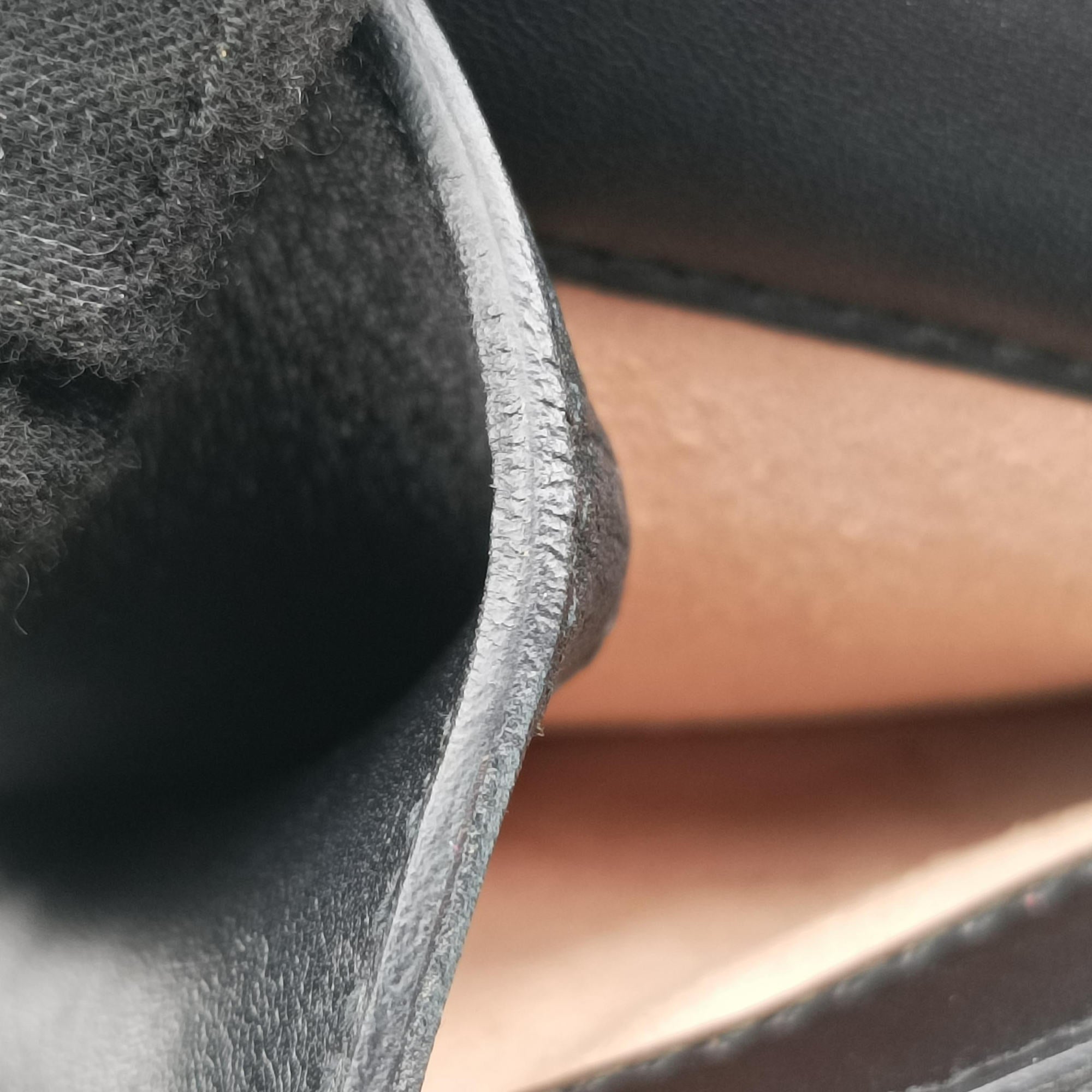 Secondhand Gucci Dionysus Black Leather 400249 shoulderbag | stylenewstar