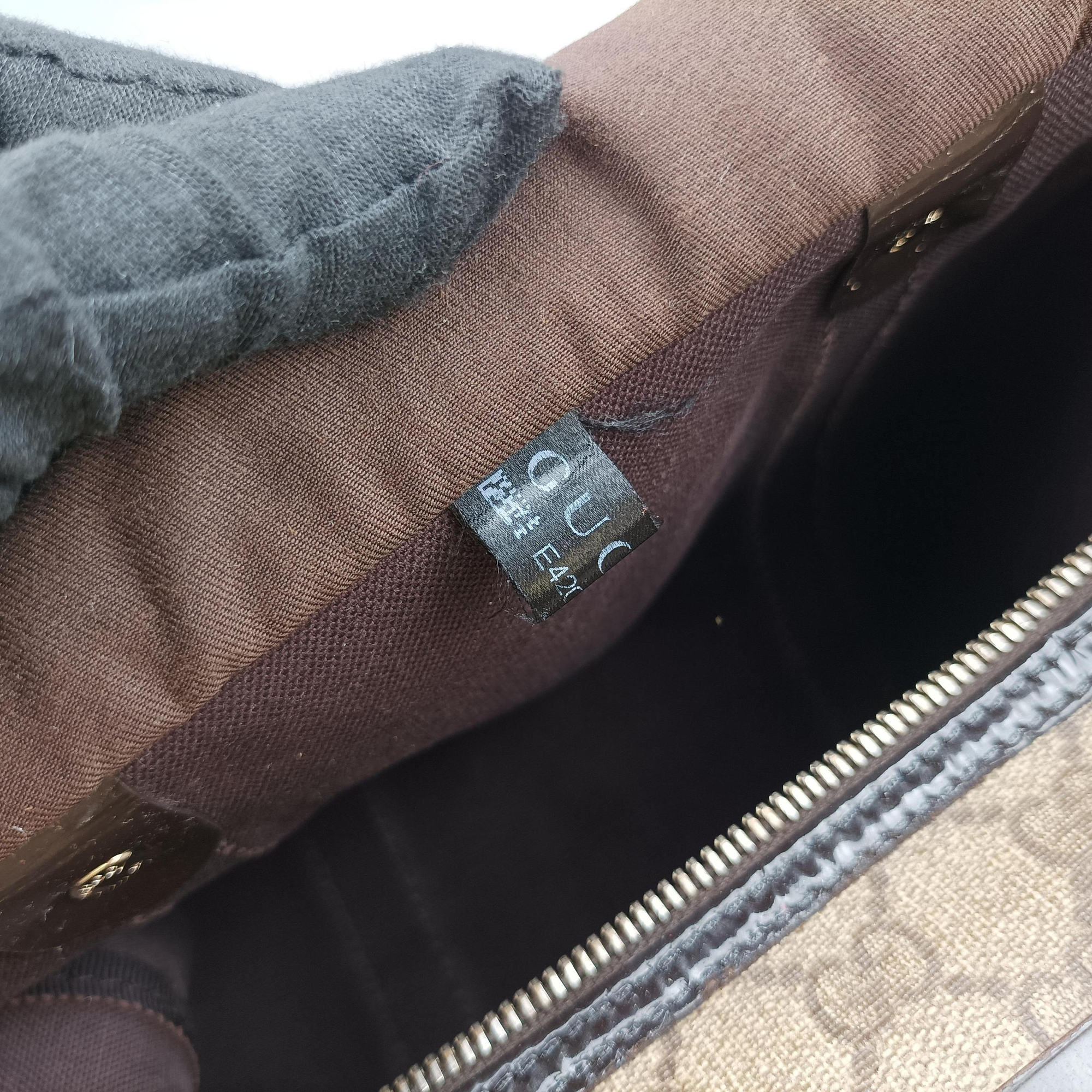 Pre-owned Gucci GG plus Spring Joy GG Supreme Brown PVC coated canvas 193603 handbag | stylenewstar