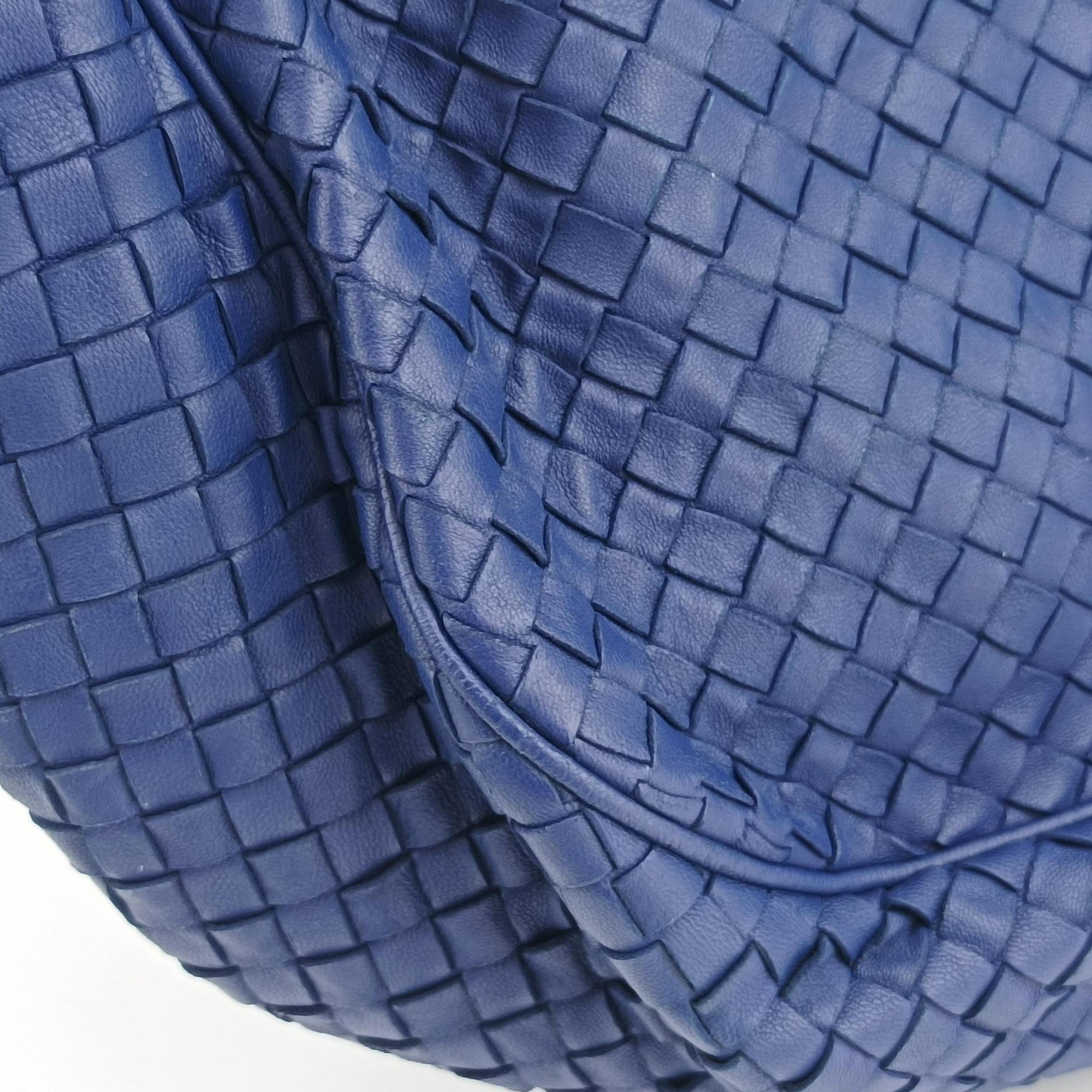 Pre-owned Bottega Veneta Intrecciato Navy lambskin  shoulderbag | stylenewstar